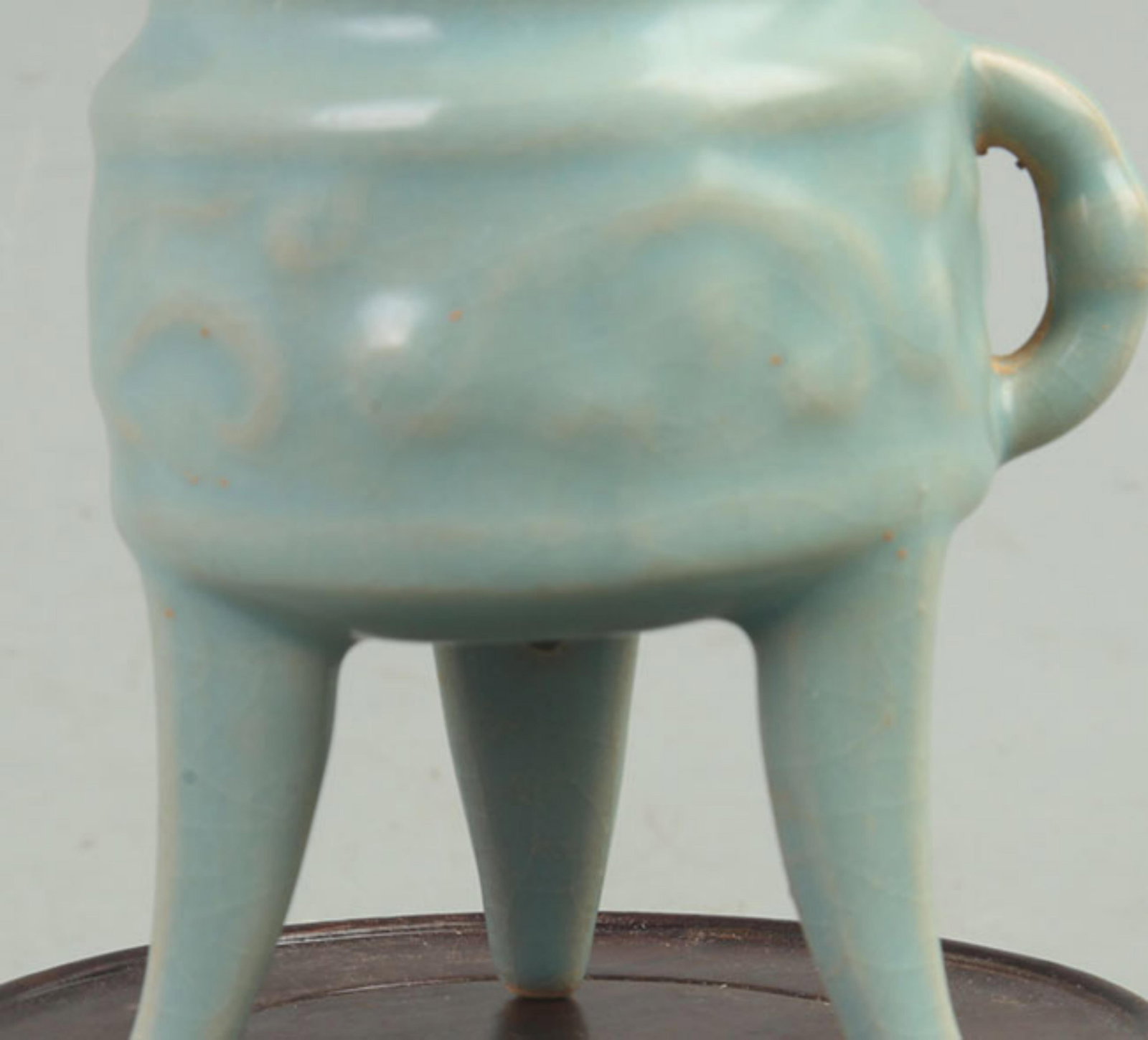 A FINE RU WARE WINE CUP - 3