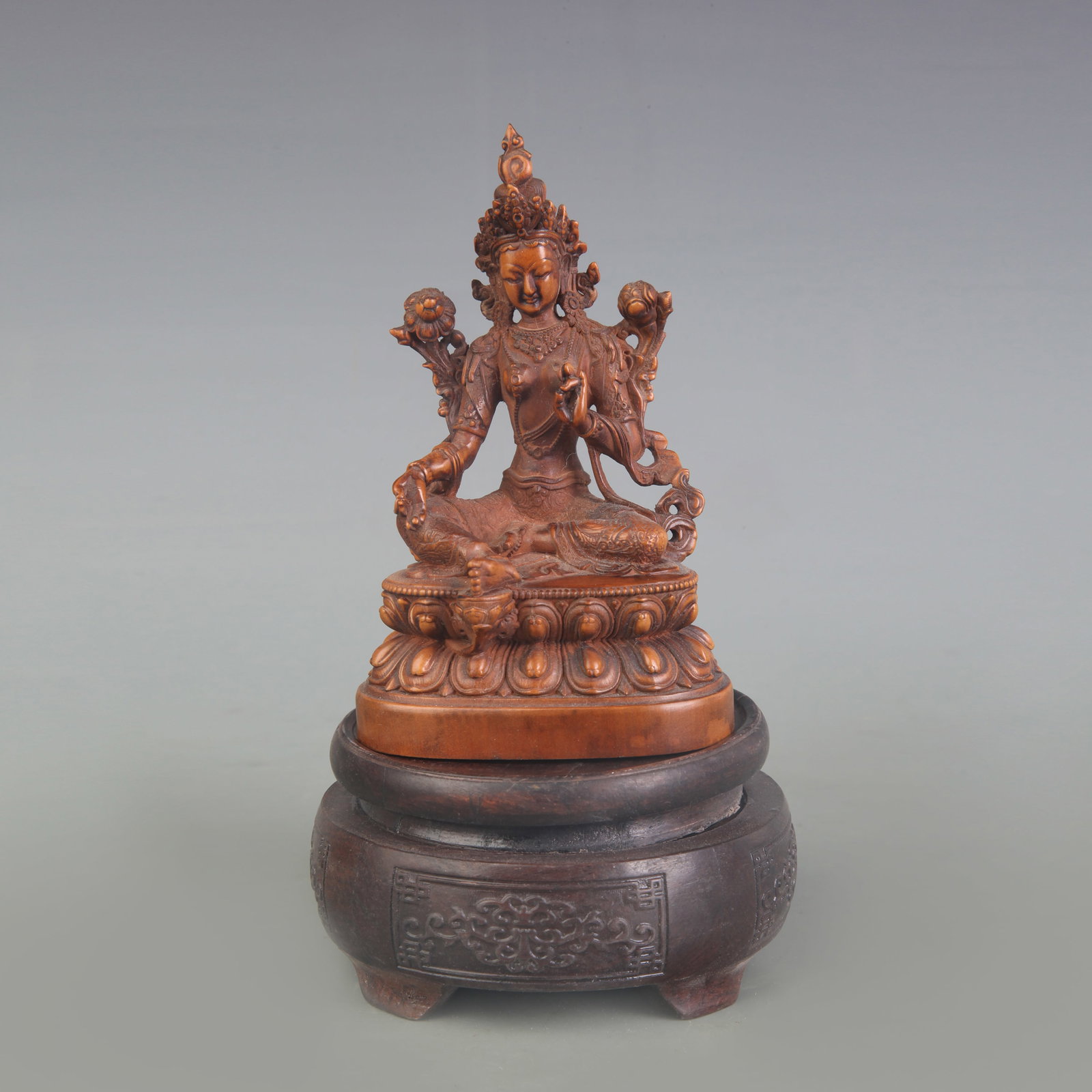 A FINE BOXWOOD GREEN TARA STATUE: Qing Dynasty; High: 4.7 inch