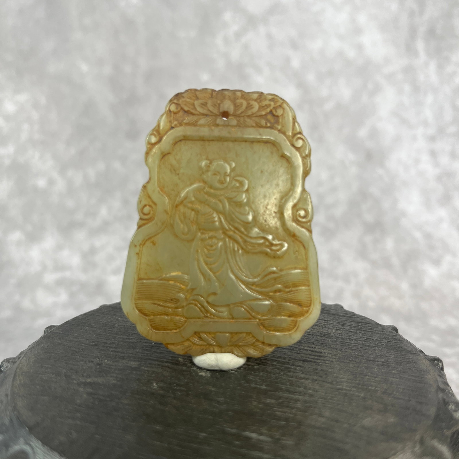 A FINE HETIAN JADE IN FIGURE OF HISTORICAL FIGURE (1 of 5)