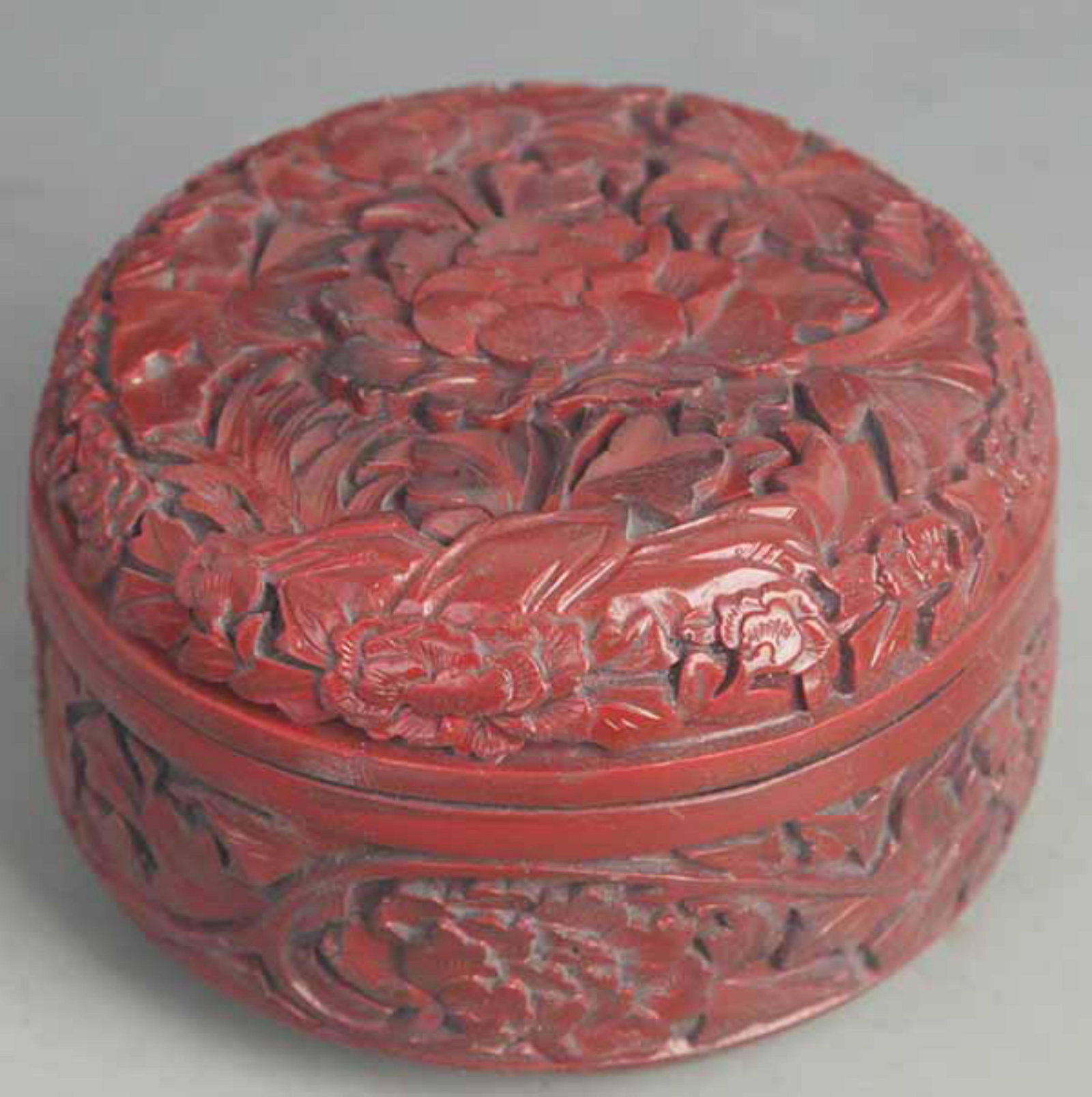 RED CARVED LACQUER FLOWER PATTERN BOX (1 of 4)