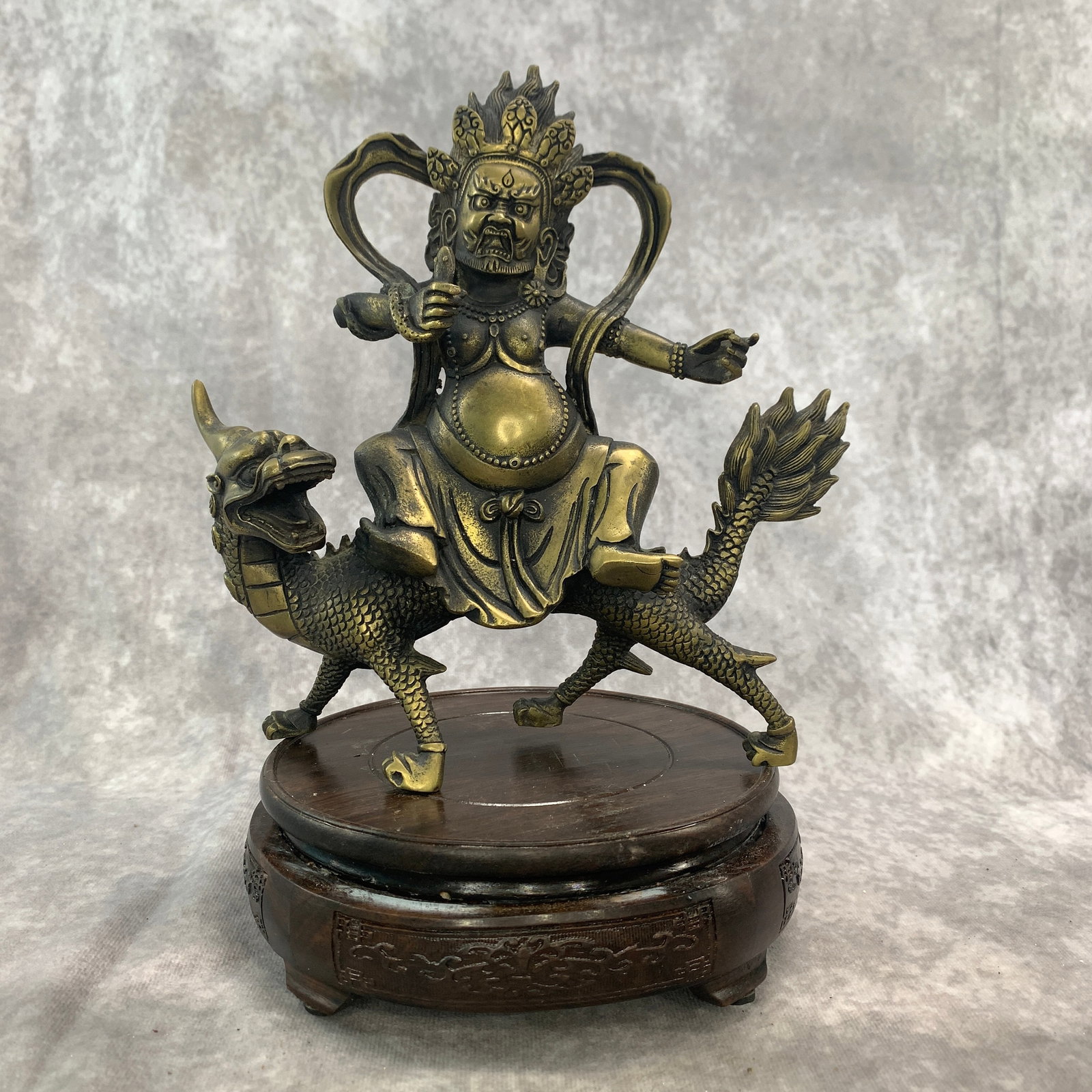 A FINE BRONZE WHITE JAMBHALA STATUE: Qing Dynasty; Long: 7.7 inch; Width: 2.5 inch; High: 7.8 inch;