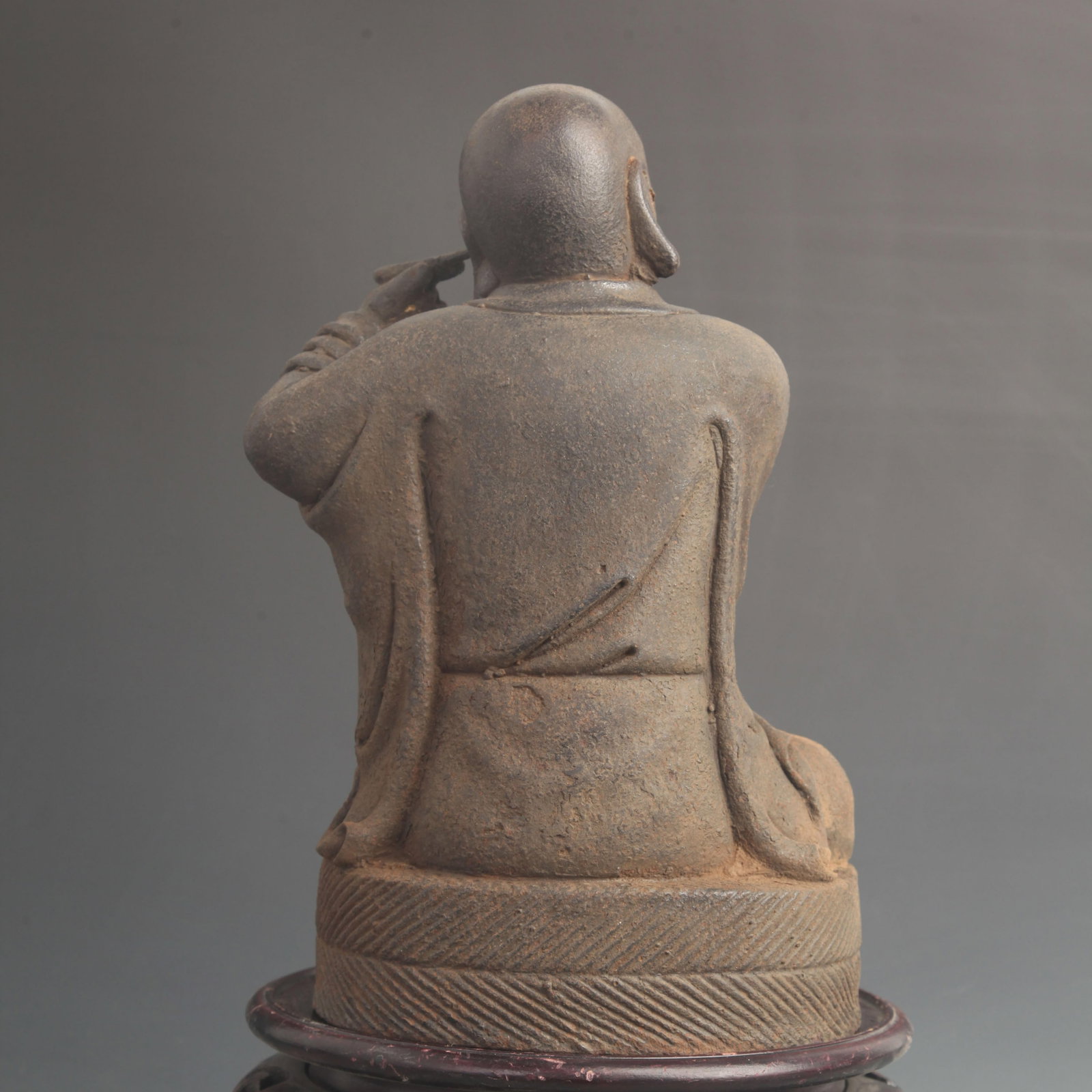 A FINE CAST IRON EAR-PICKING ARHAT - 4