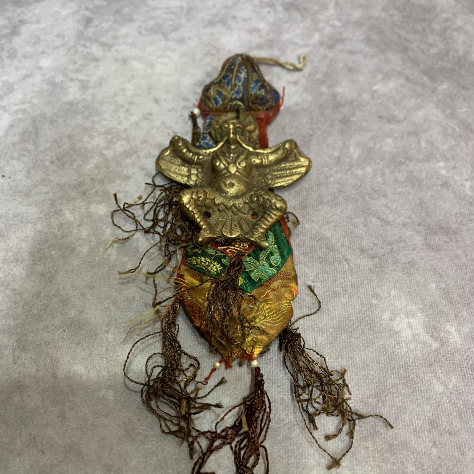 A FINELY MADE TIBETAN BUDDHISM PENDANT: Modern, High: 7.0 inch; Width: 3.5 inch; Woodbase for picture and display only