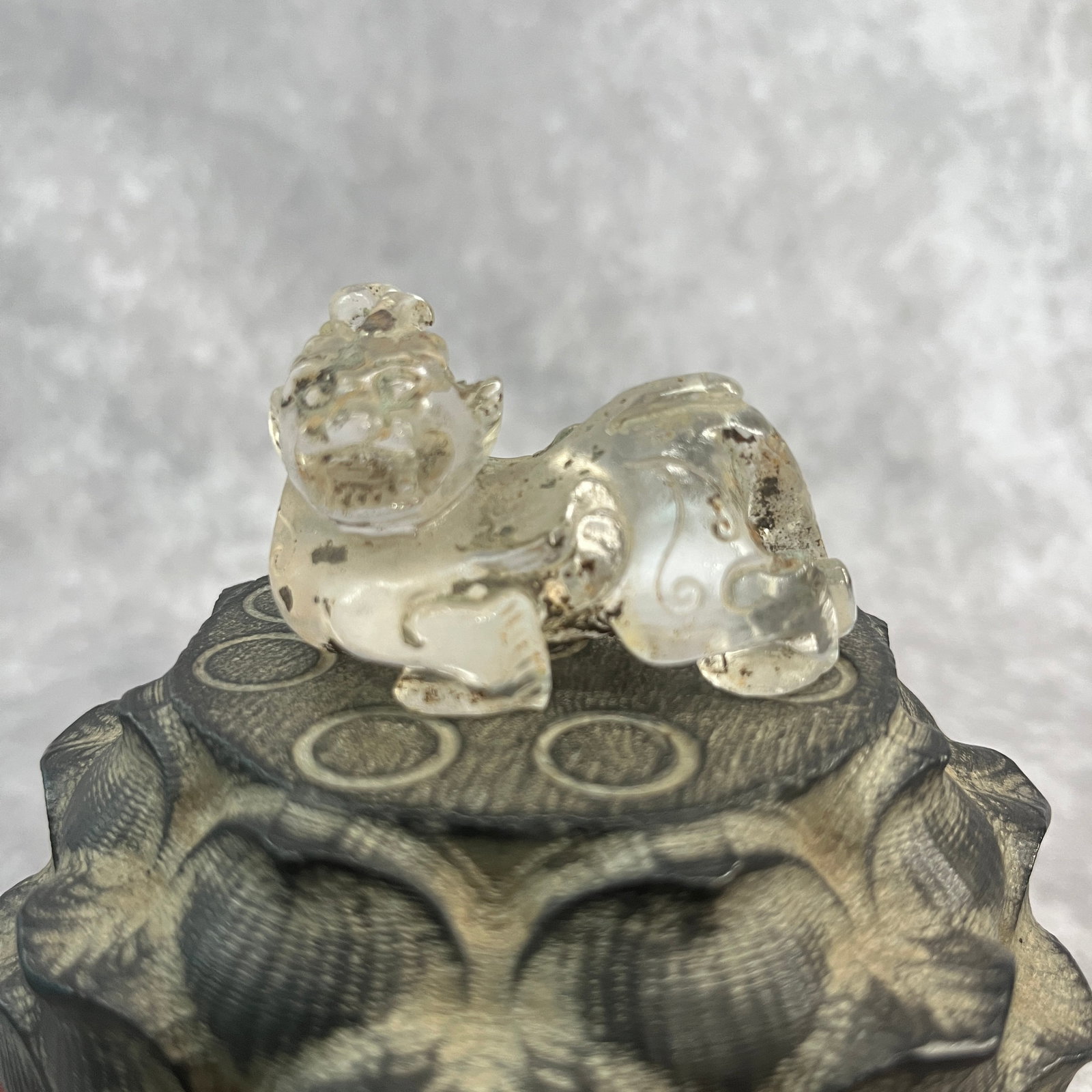 A FINE PI XIU STYLE CRYSTAL FIGURE: Qing Dynasty; Long: 2.2 inch; Width: 1.51 inch; High: 1.21 inch; Woodbase for picture and display only