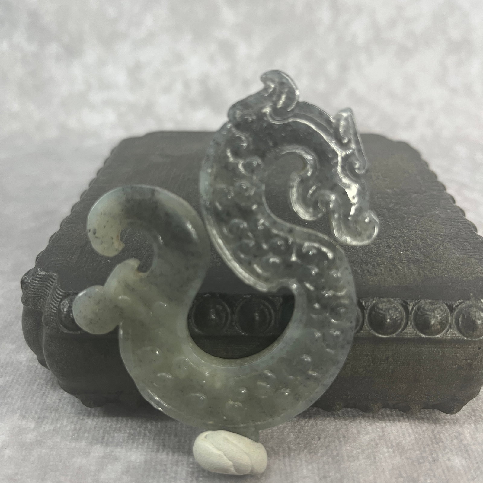 A FINE DRAGON PATTEN JADE PENDANT - 4