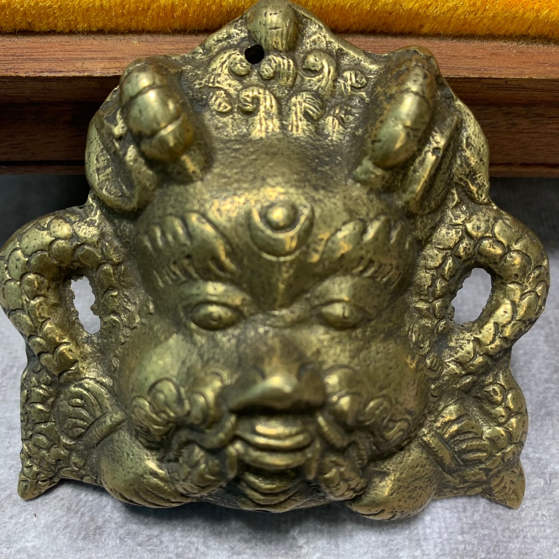 A TIBETAN BUDDHIST BRONZE RITUAL IMPLEMENT - 3