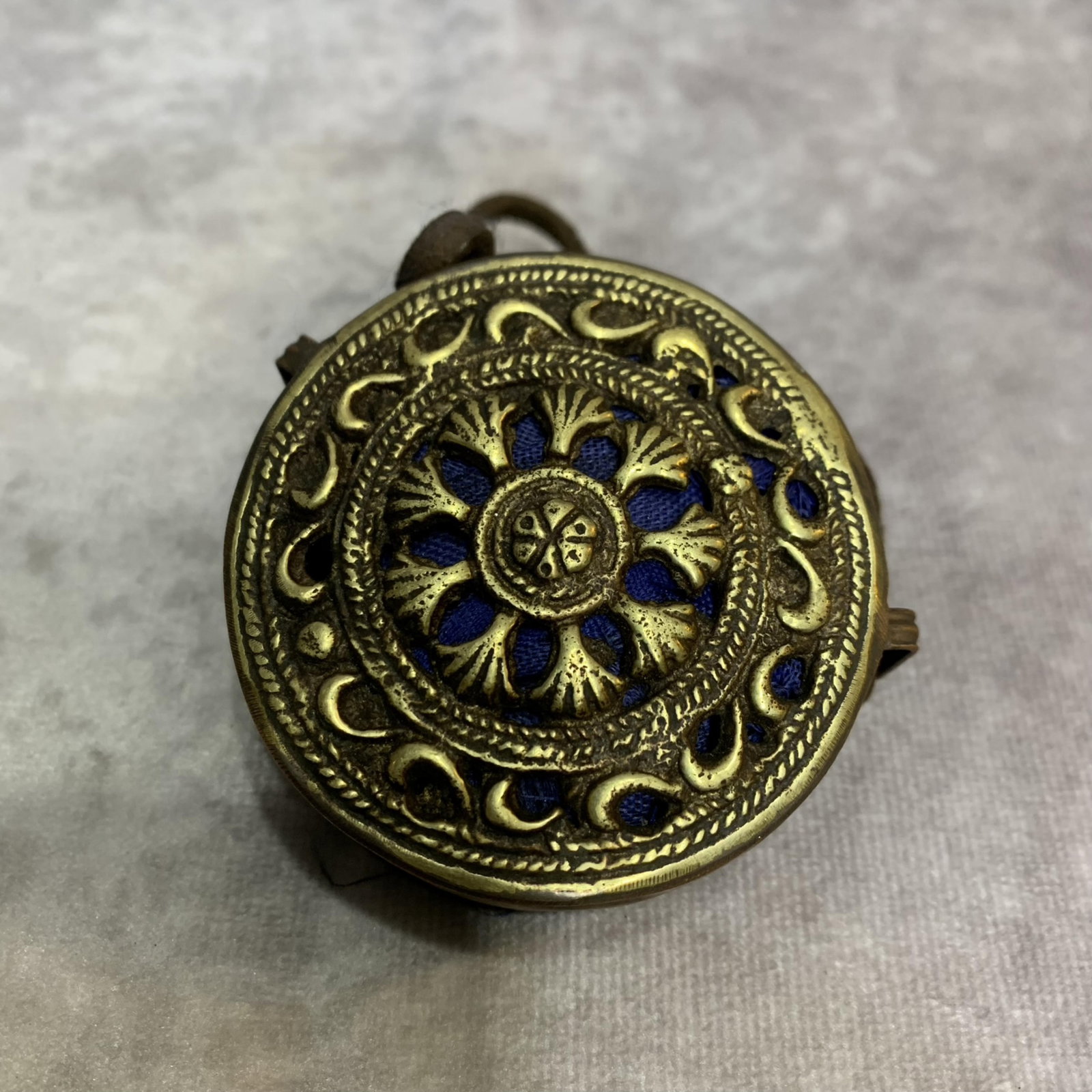 A FINELY MADE TIBETAN BUDDHISM PENDANT: Modern; High: 2.3 inch; Width: 2.3 inch; Diameter: 1.0 inch; Woodbase for picture and display only