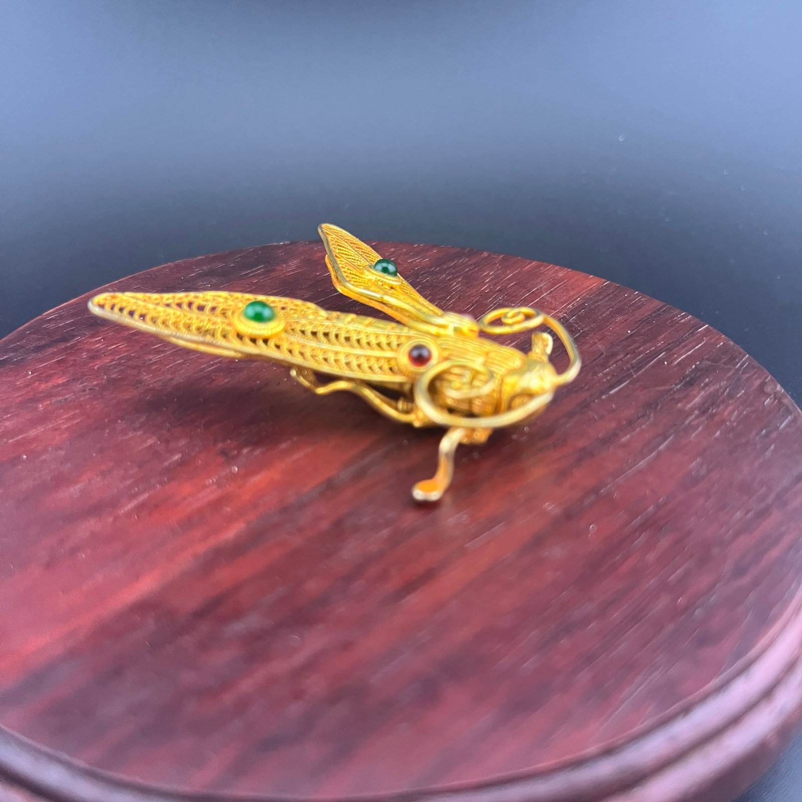 A FINE BRONZ MADE GRASS HOPPER - 3