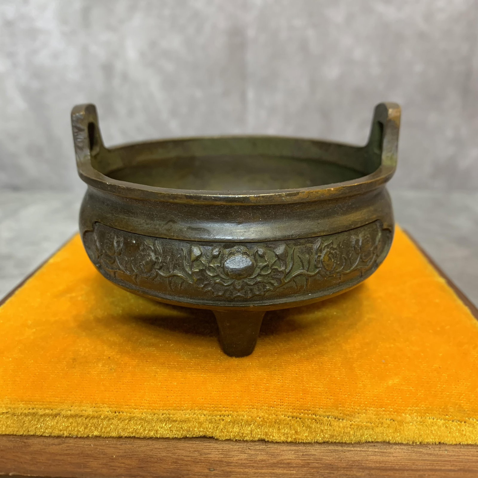 A FINELY CARVED THREE FOOT BRONZE CENSER (1 of 6)
