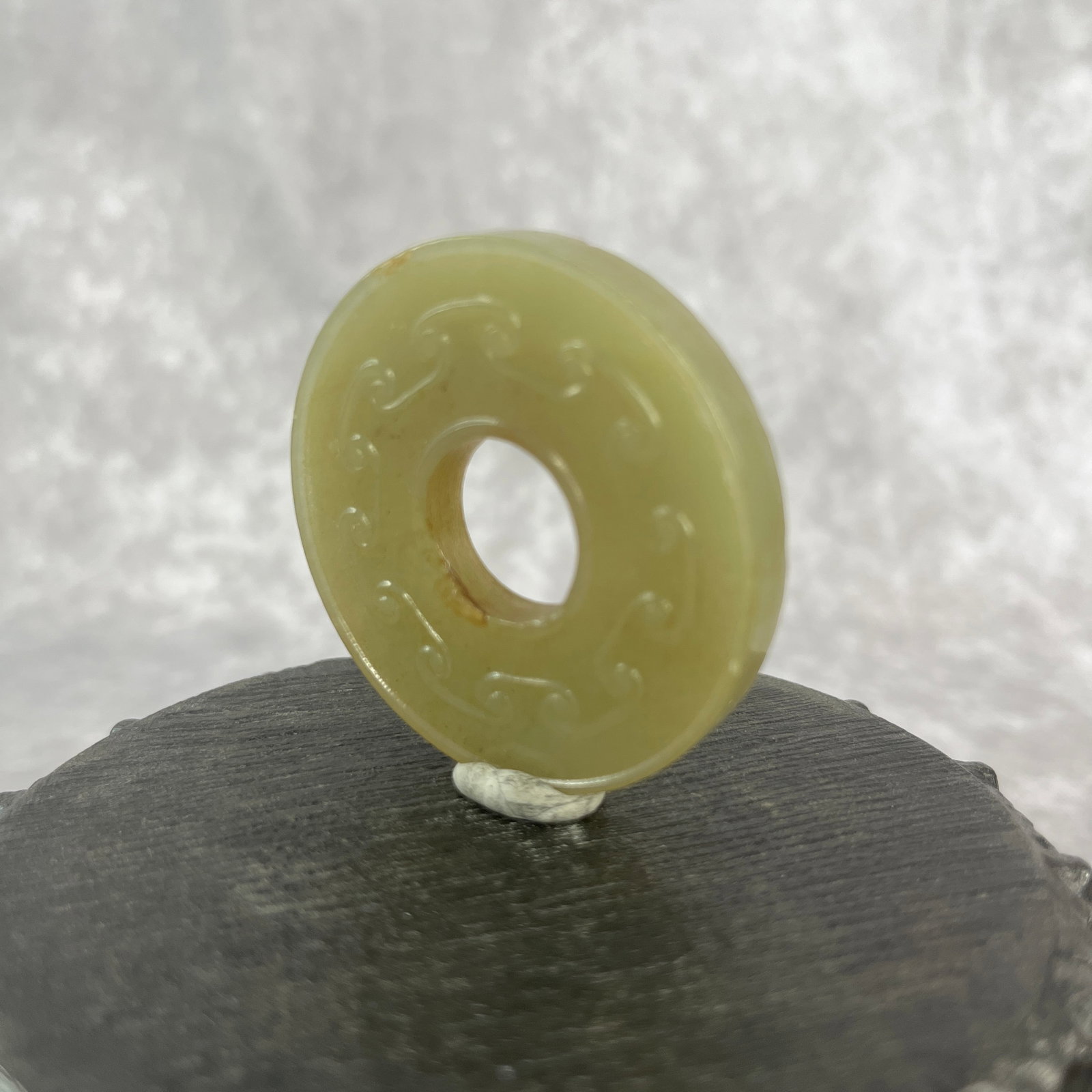 A FINE CLOUD PATTERN JADE BI DISC - 5