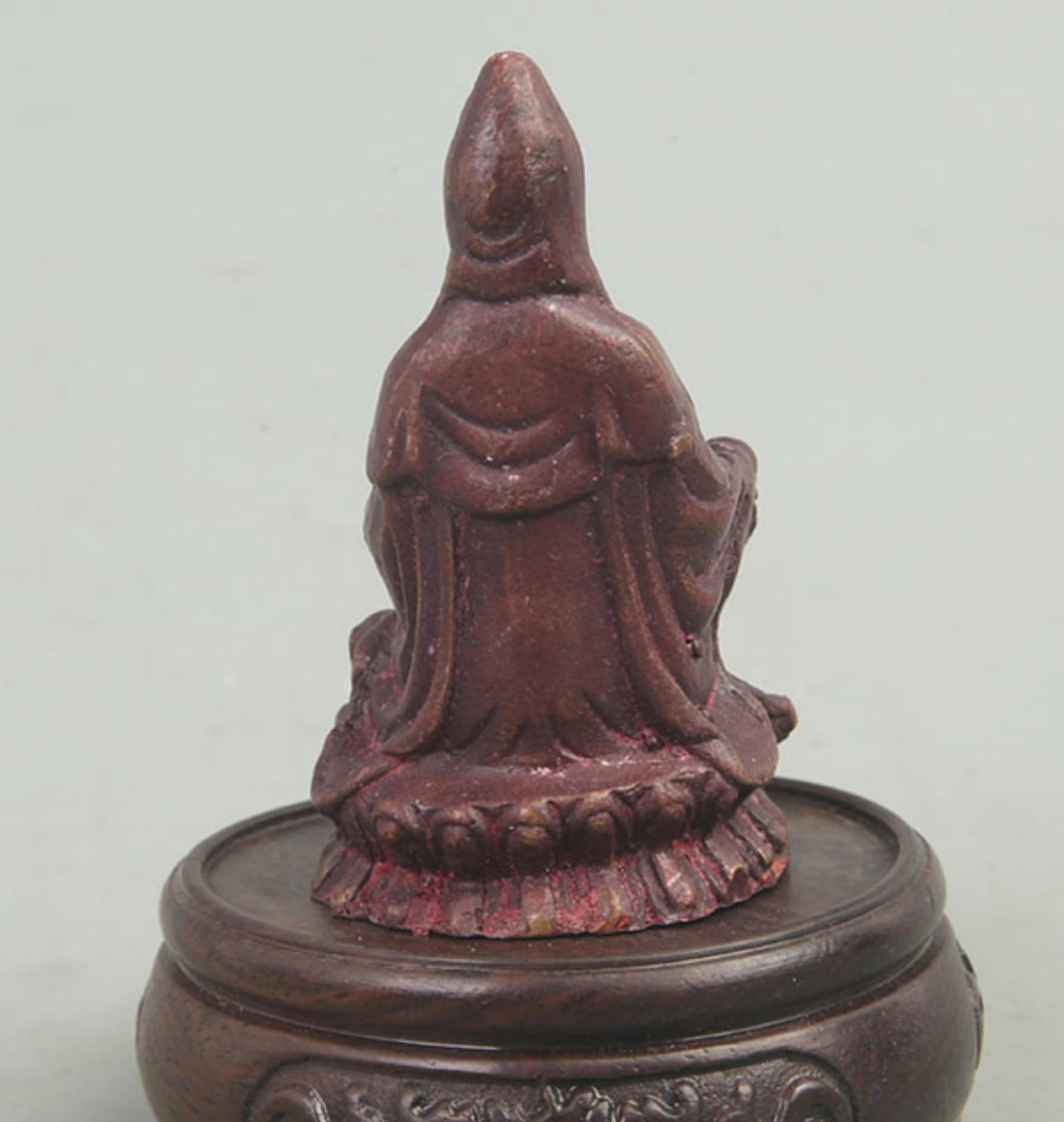 A FINE BRONZE GUANYIN STATUE - 4