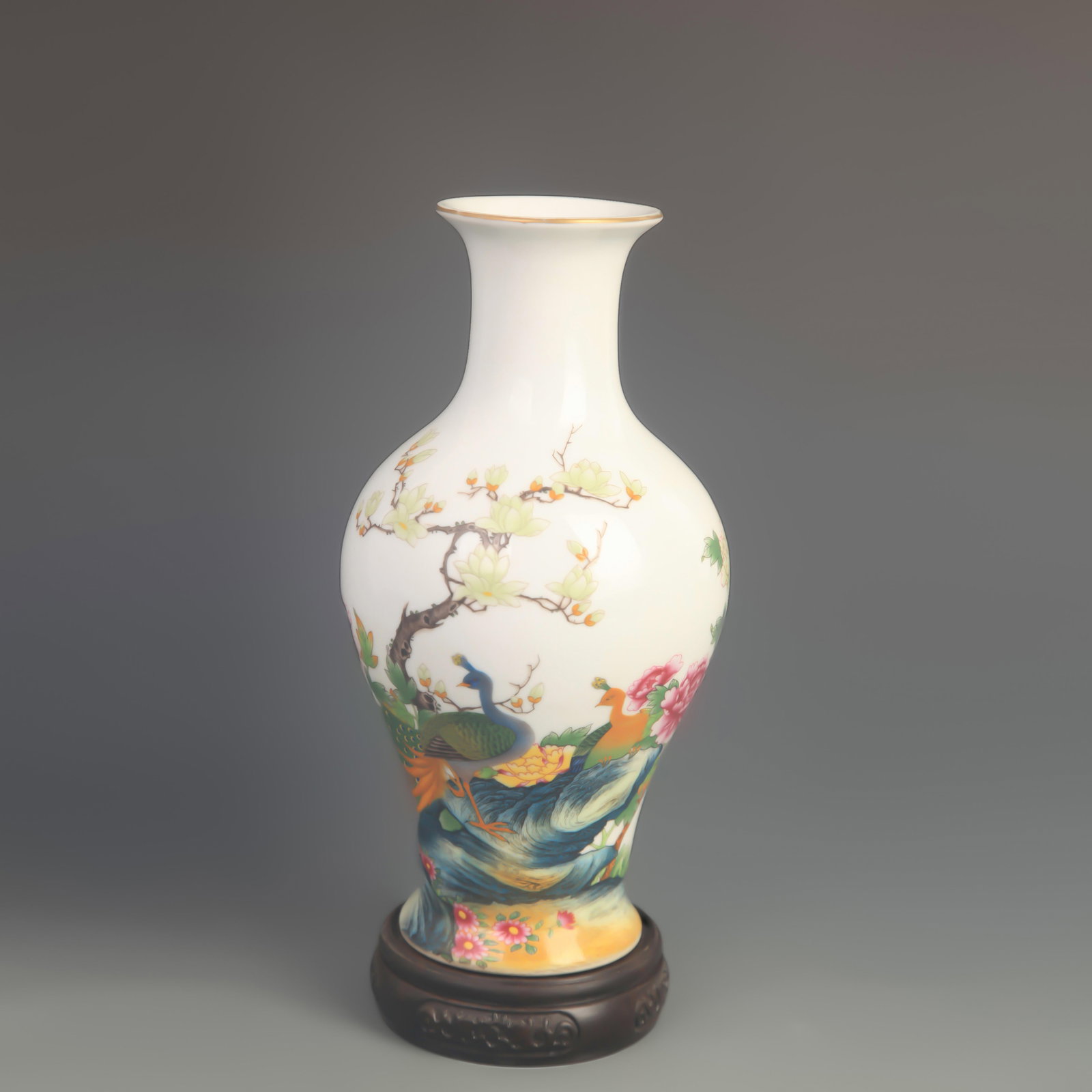 AN ENAMEL-PAINTED GUANYIN VASE WITH FLORAL AND BIRD DECORATION: Qing Dynasty Yong Zheng Period; High: 9.50 inch; Diameter: 4.50 inch; Woodbase for picture and display only