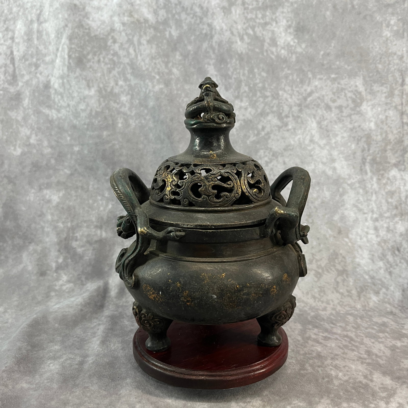 CHINESE BRONZE TRIPOD INCENSE BURNER WITH DRAGON HANDLES: ; Long: 6.3 inch; Width:5.8 inch; Heigh: 8.6 inch; Woodbase for picture and display only