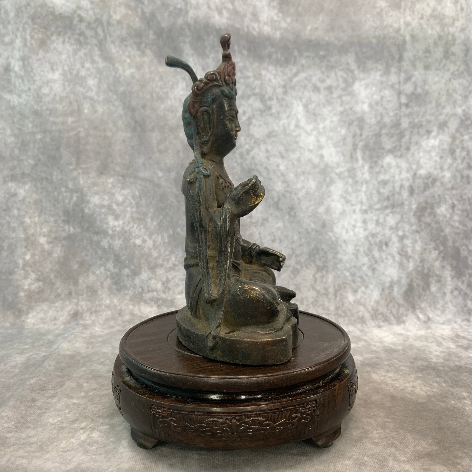 A FINE BRONZE TARA STATUE (ROYAL EASE POSE) - 4