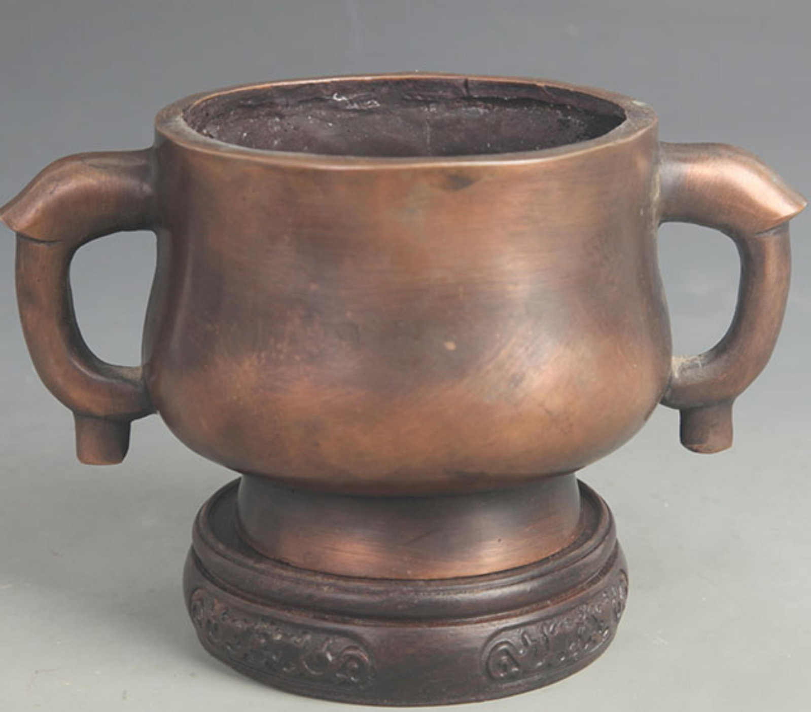 A FINE ELEPHANT EAR PATTERN BRONZE INCENSE BURNER - 3