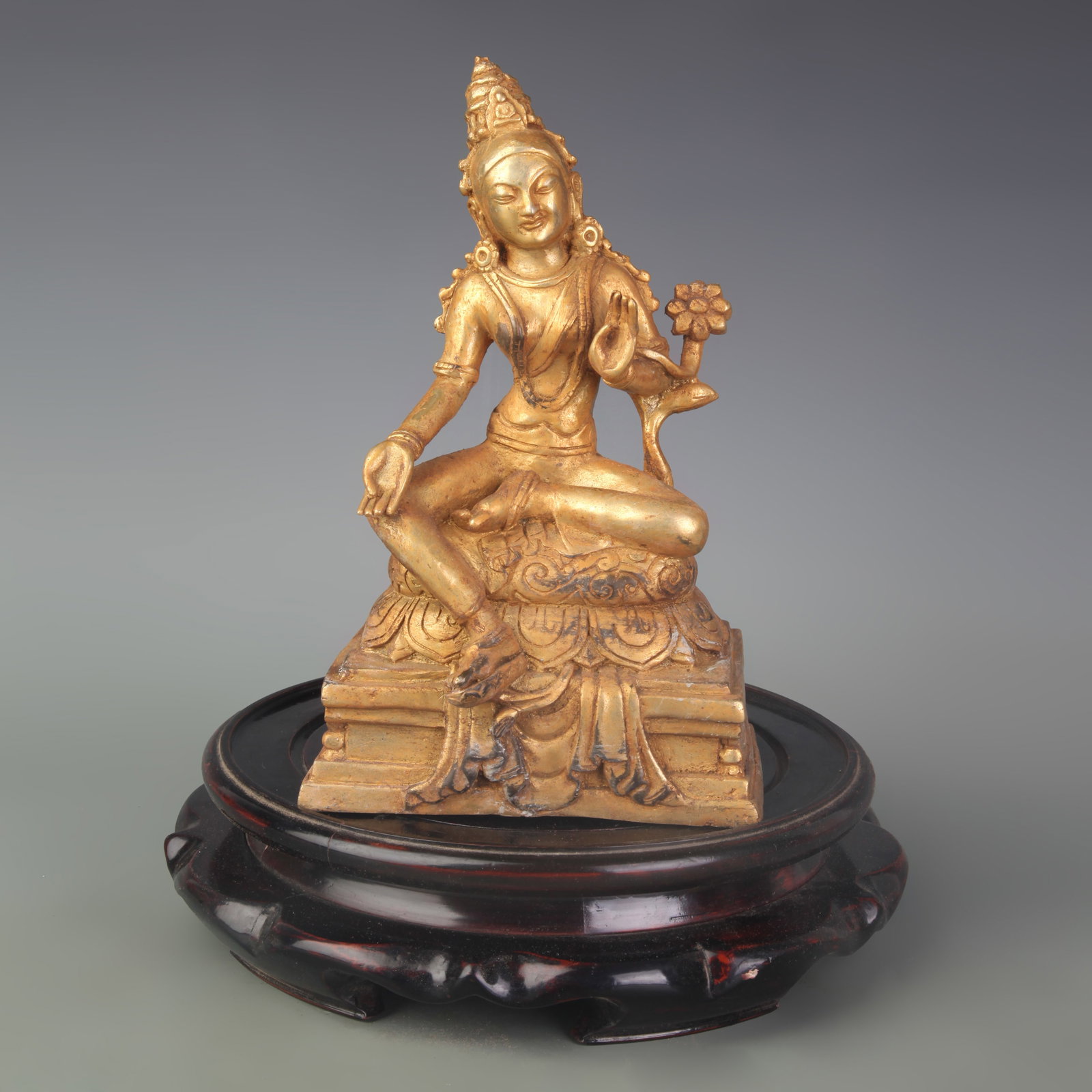A COPPER GILT BUDDHA FIGURE: Qing Dynasty; Width: 5.6 inch; High: 9.2 inch; Woodbase for picture and display only
