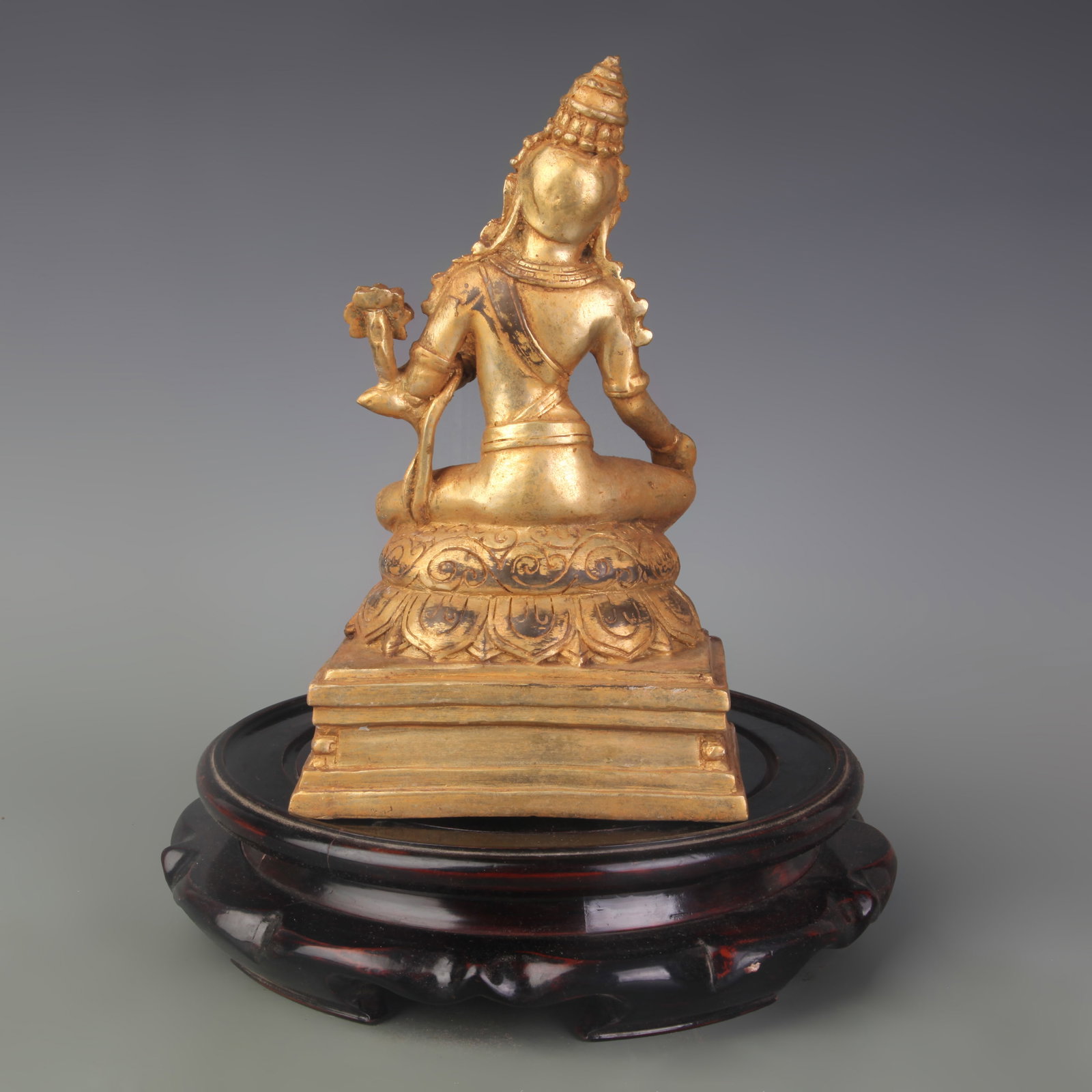 A COPPER GILT BUDDHA FIGURE - 4