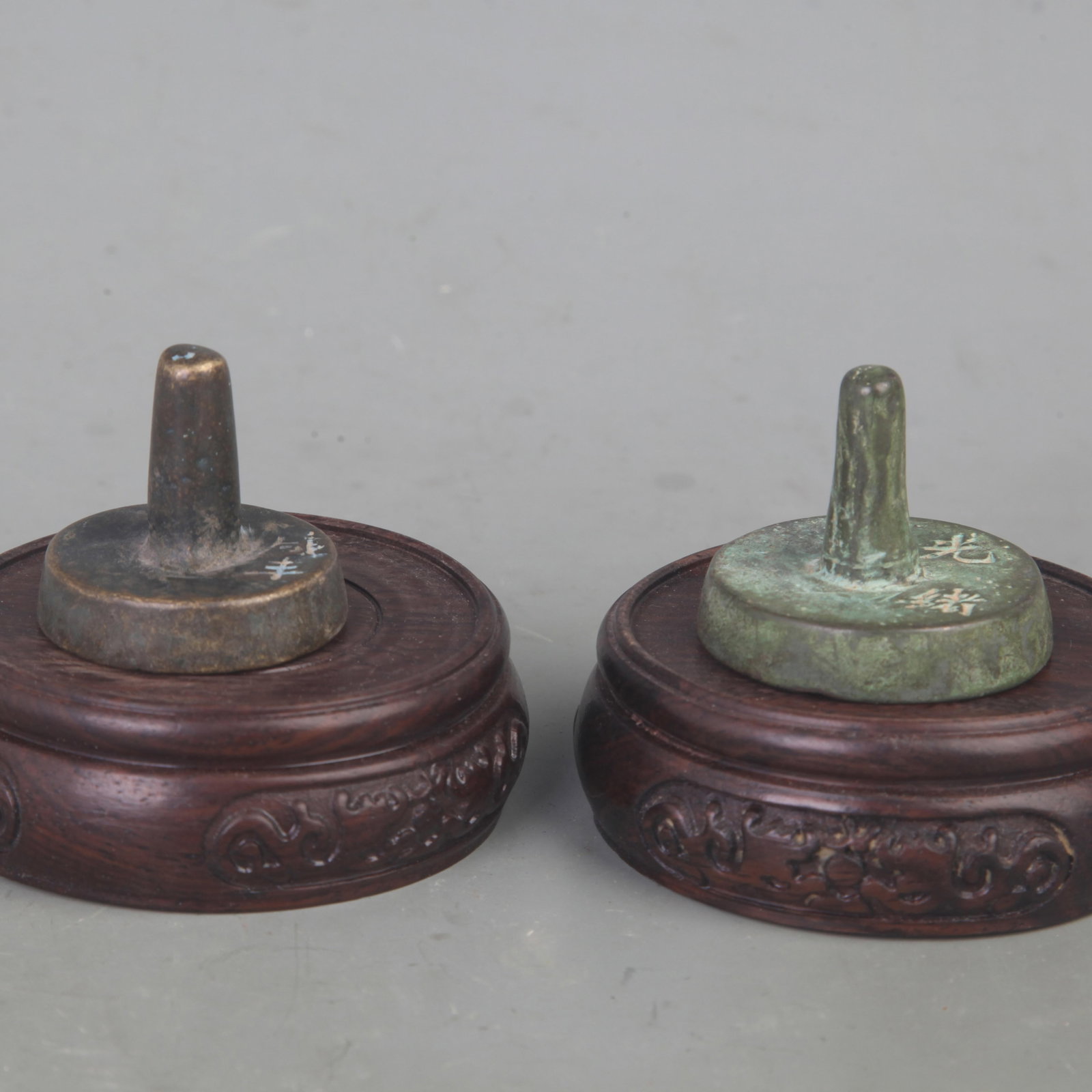 GROUP OF TWO SMALL ROUND SEALS: Qing Dynasty; Width:1.8inch; High: 1.5inch; Woodbase for picture and display only