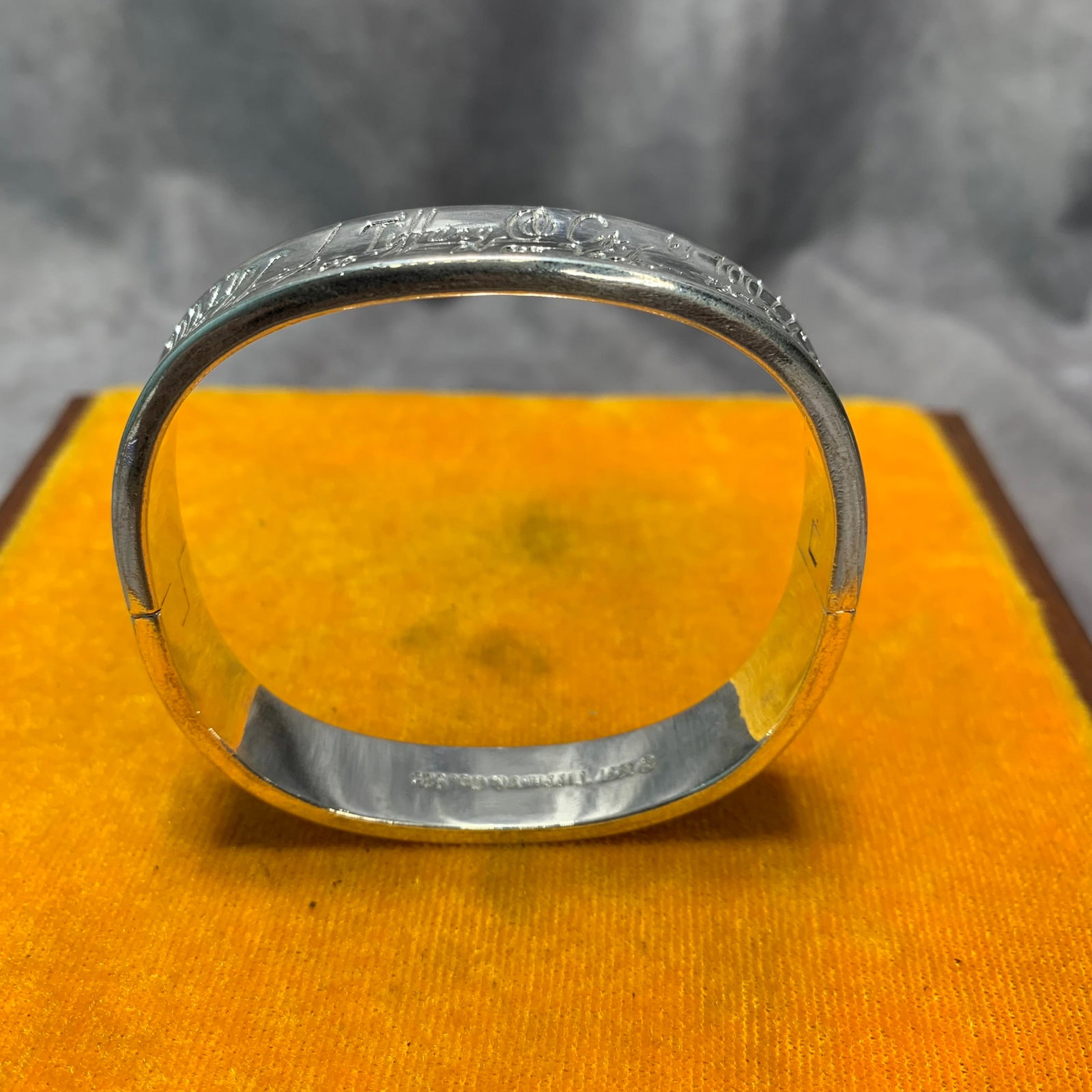 TWO PAIRS OF SILVER BANGLE (1 of 5)
