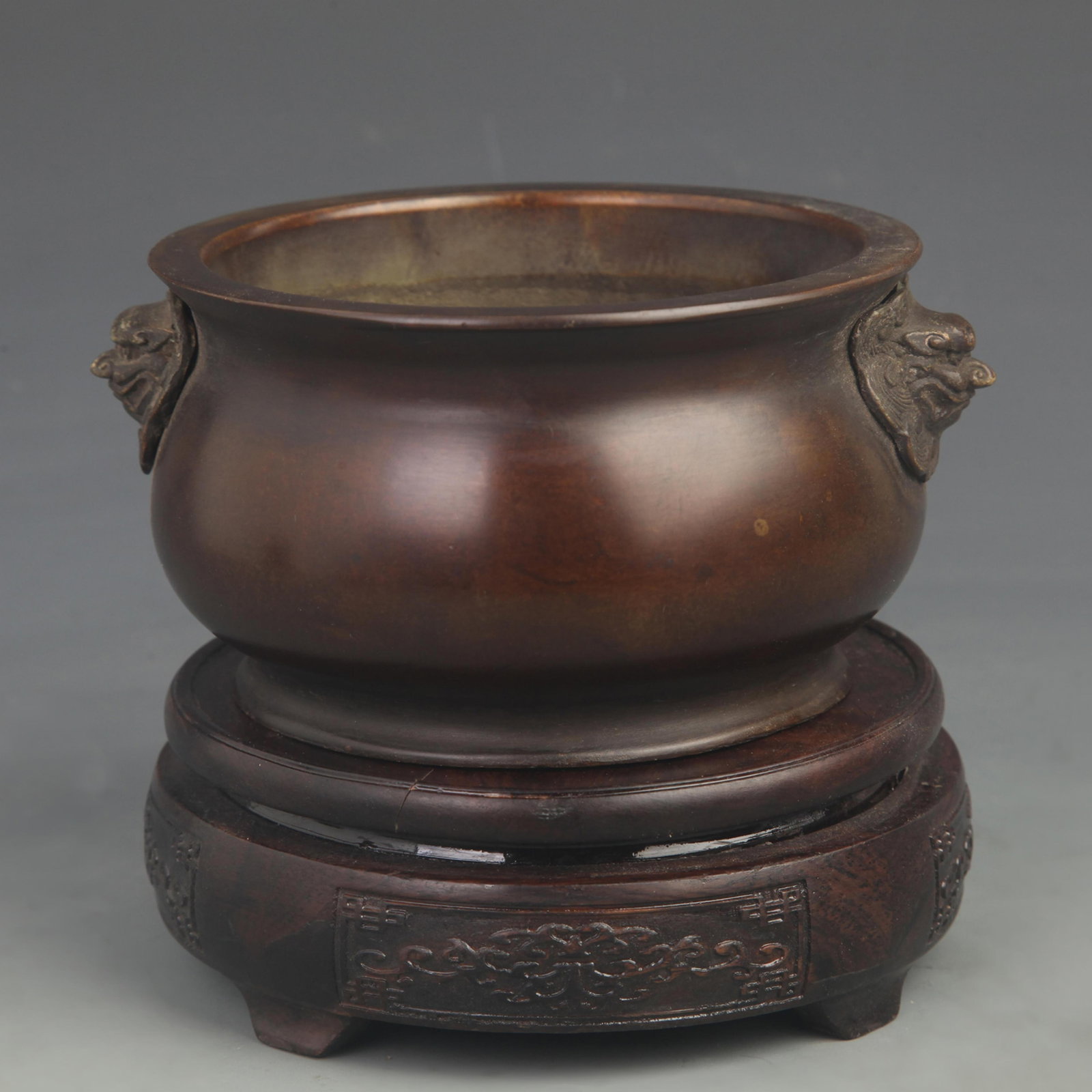 A FINE BRONZE LION HANDLE PATTERN CENSER - 3