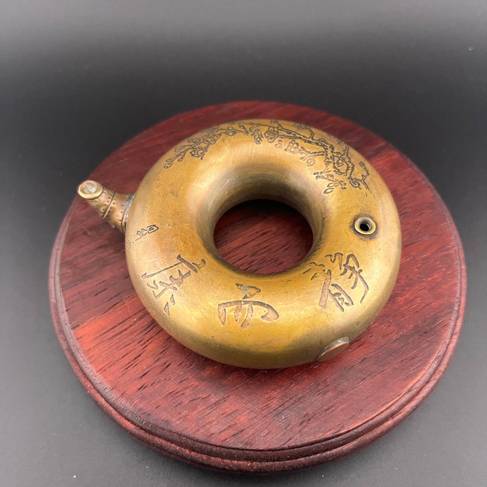BRONZE WATER DROPPER WITH CALLIGRAPHY - 2