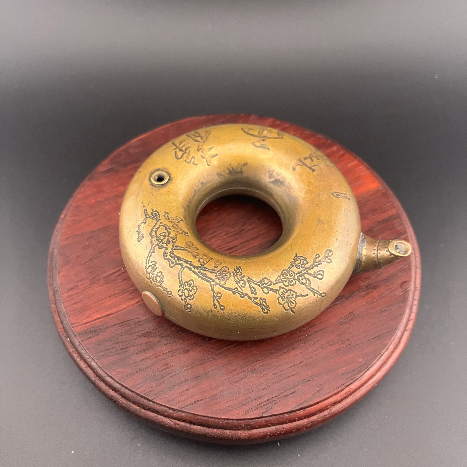 BRONZE WATER DROPPER WITH CALLIGRAPHY - 4