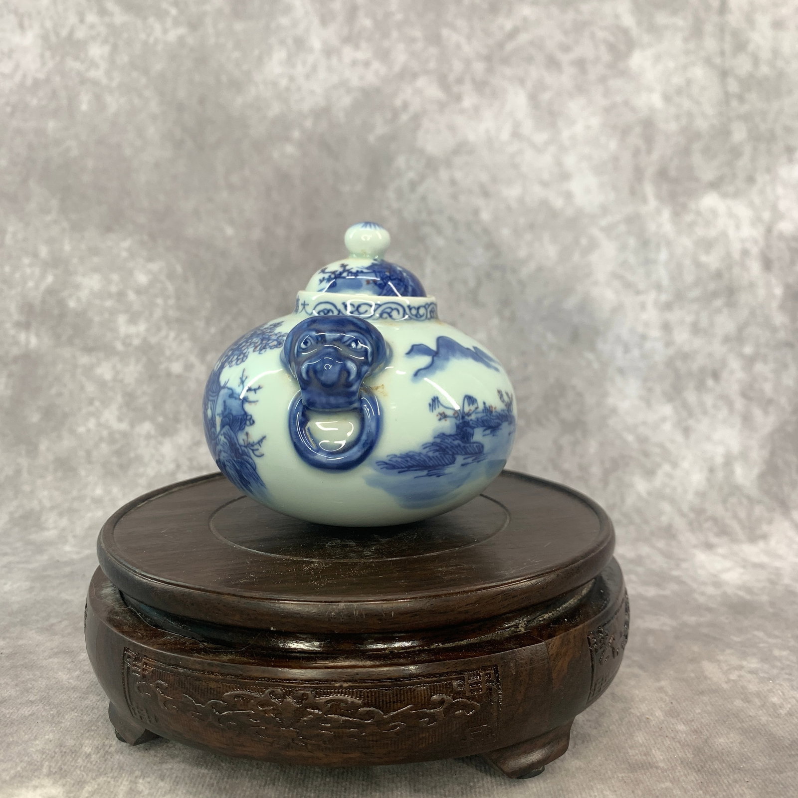 BLUE AND WHITE "LANDSCAPE" PATTERN PORCELAIN BOTTLE - 2
