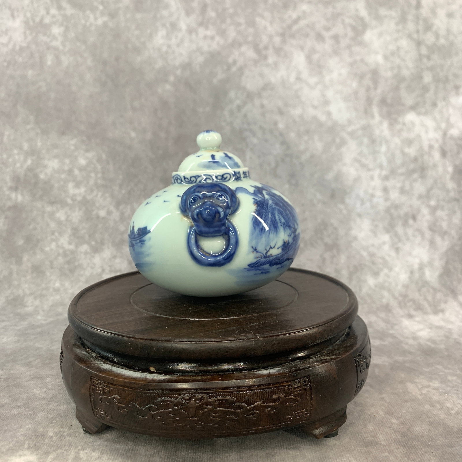 BLUE AND WHITE "LANDSCAPE" PATTERN PORCELAIN BOTTLE - 4