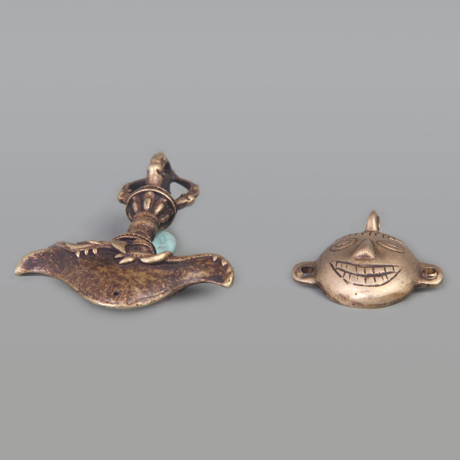 TIBETAN BUDDHISM BUDDHA STATUES AND RITUAL OBJECTS - 4