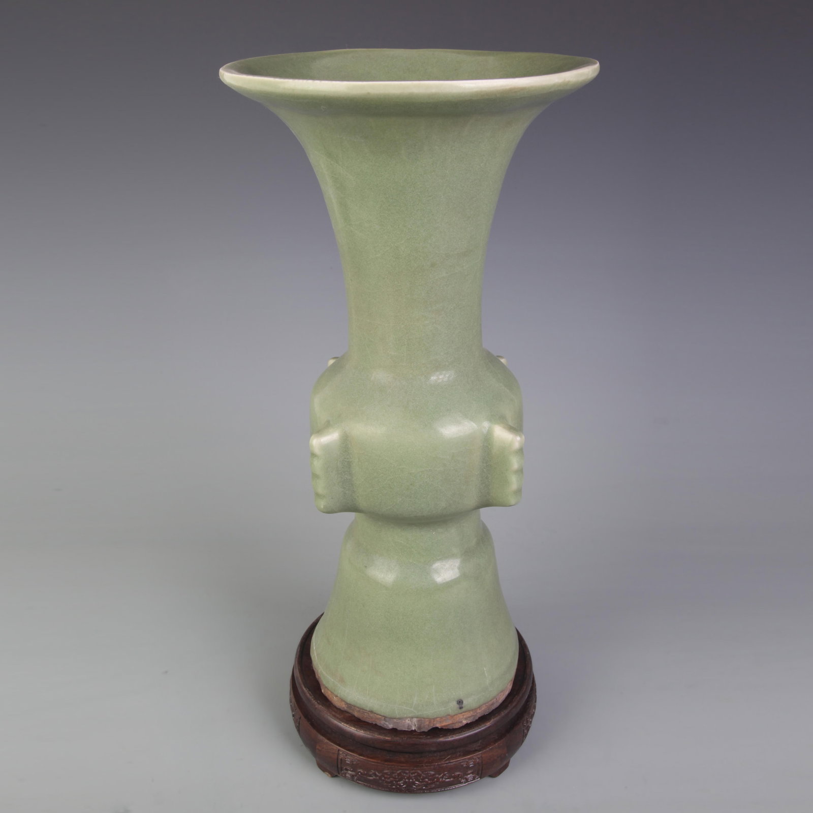 LONGQUAN KILN WIDE-MOUTH PORCELAIN VASE (1 of 5)