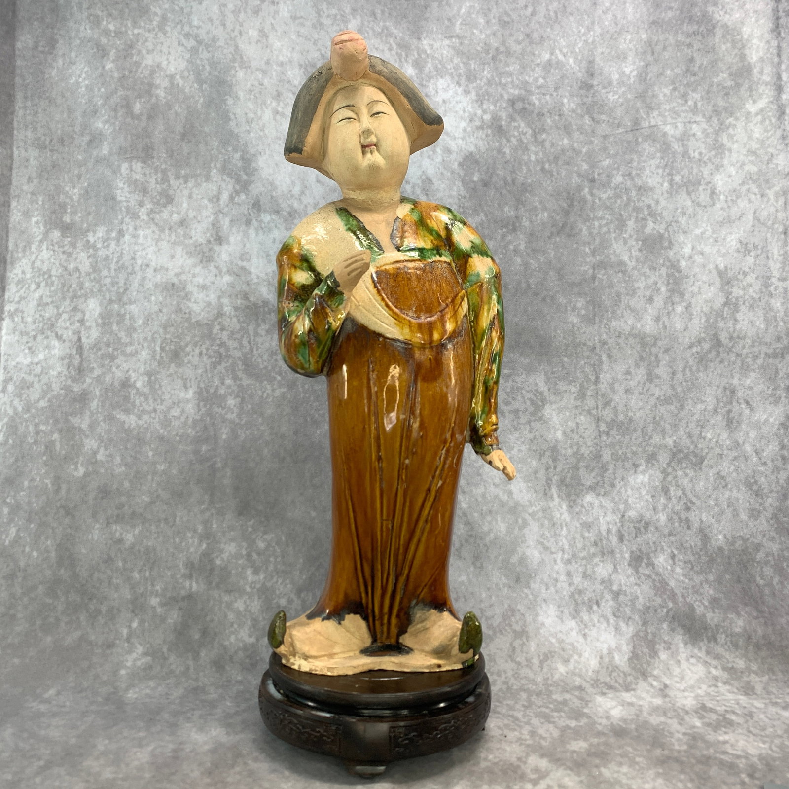 A FINE SAN CAI COLOR "FAT LADY" POTTERY FIGURE: Tang Dynasty Style; Long: 6.6 inch; Width: 5.3 inch; High: 18 inch; Woodbase for picture and display only