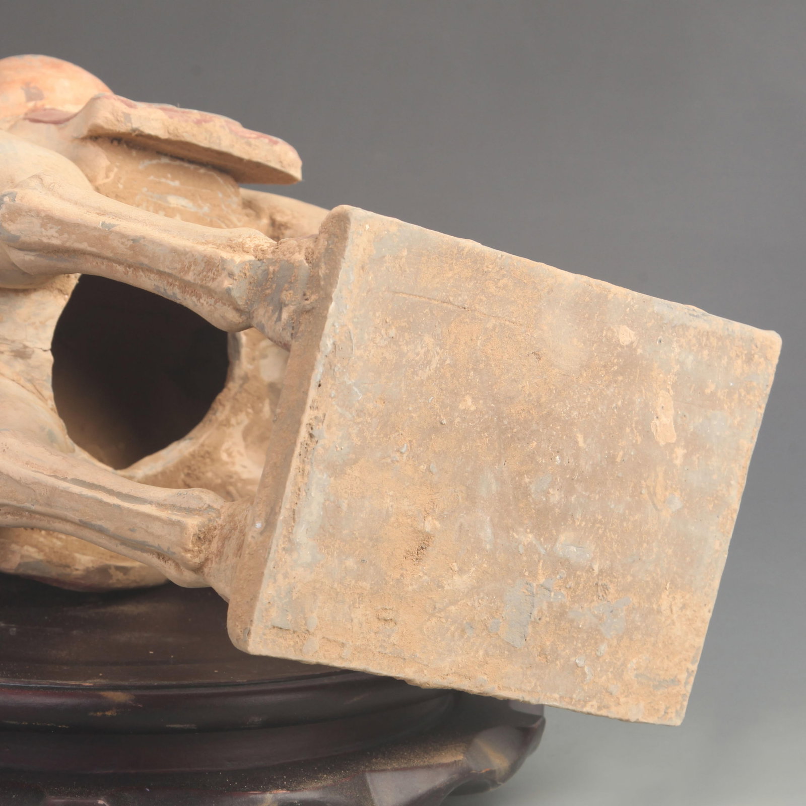 A FINE COLORED POTTERY CAMEL FIGURINE - 5