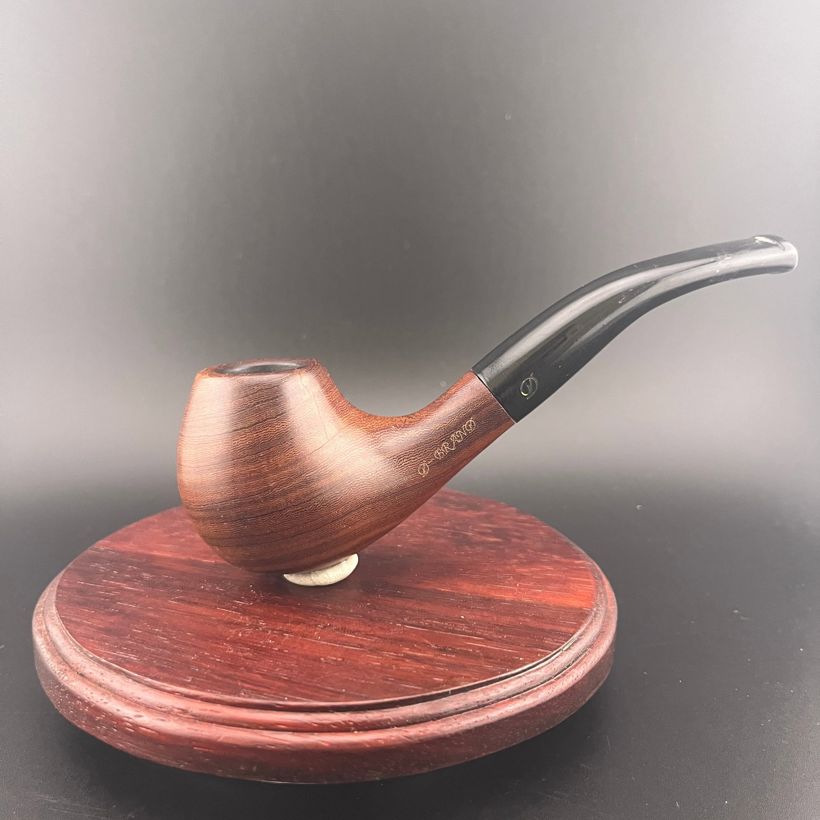 A FINE WOODEN SMOKE PIPE (1 of 5)