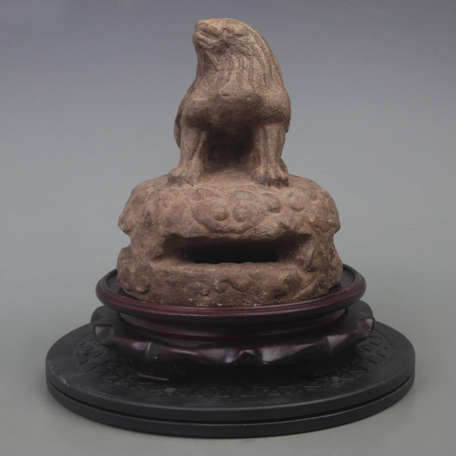 A FINE STONE MADE LION FIGURE DECORATION: Ming Dynasty Style; Diameter: 5.8 inch High: 7.2 inch; Wooden base for picture and display only.