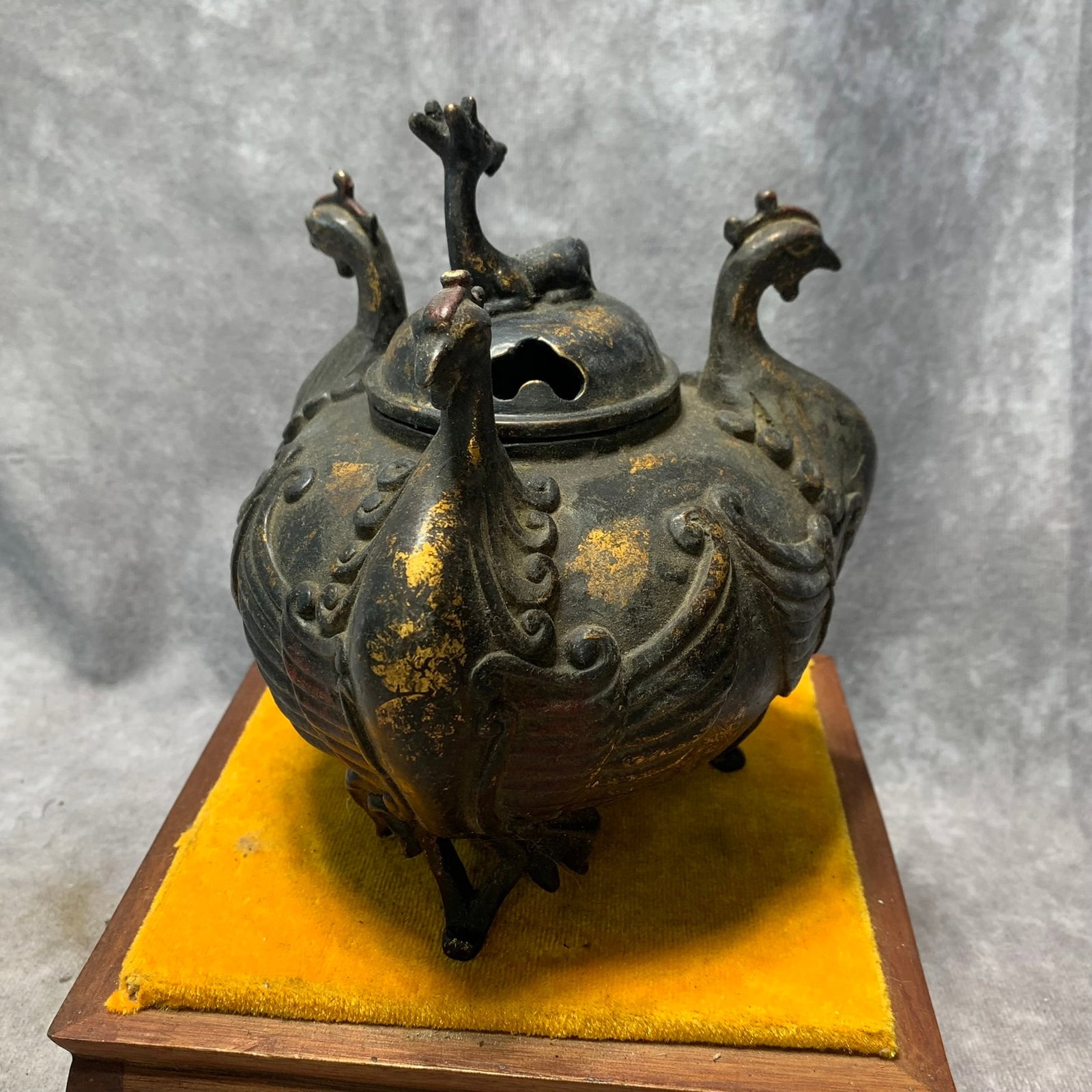 GILT BRONZE THREE PHOENIXES PATTERN INCENSE BURNER - 2