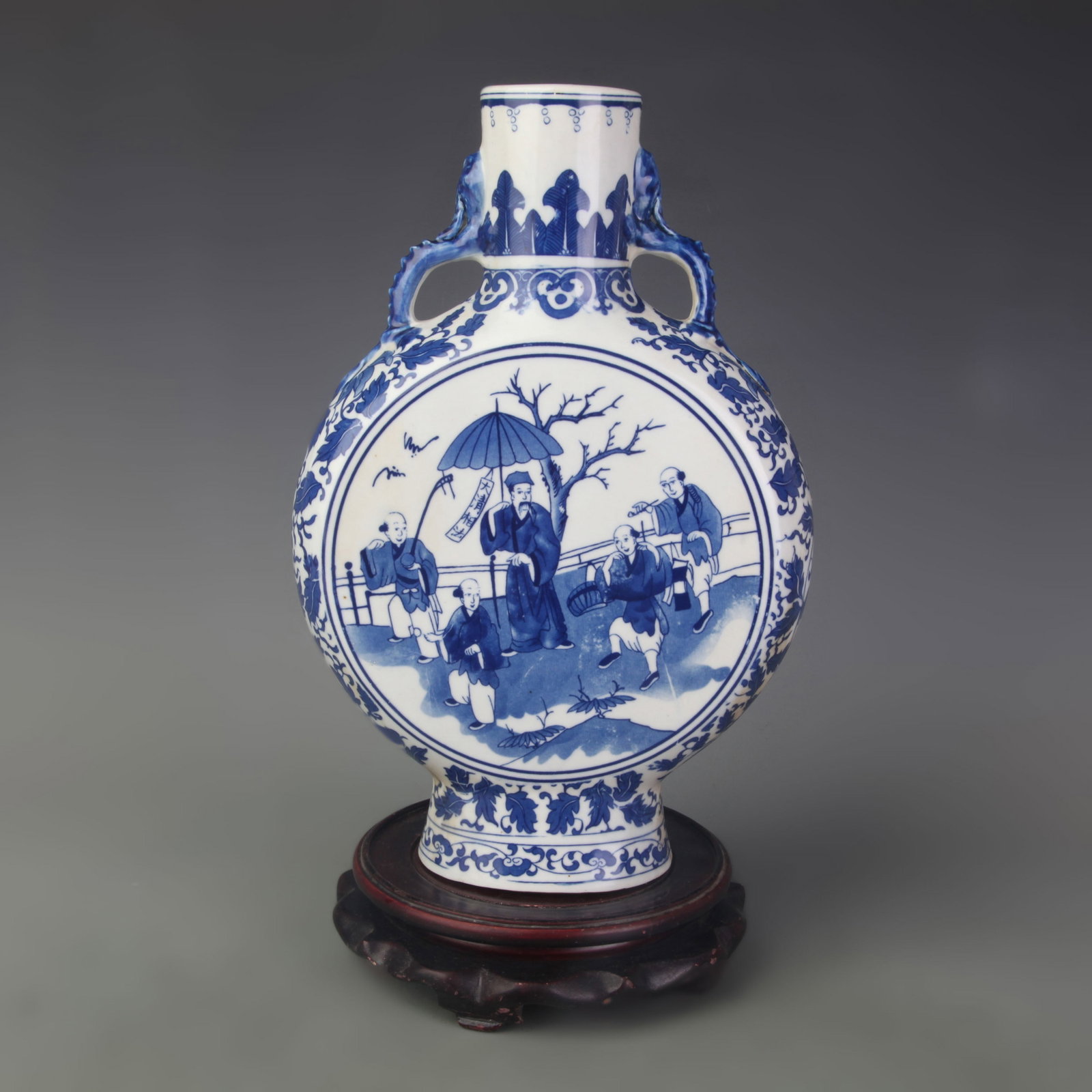 BLUE AND WHITE OPEN SCENE FIGURE PATTERN MOON FLASK - 4