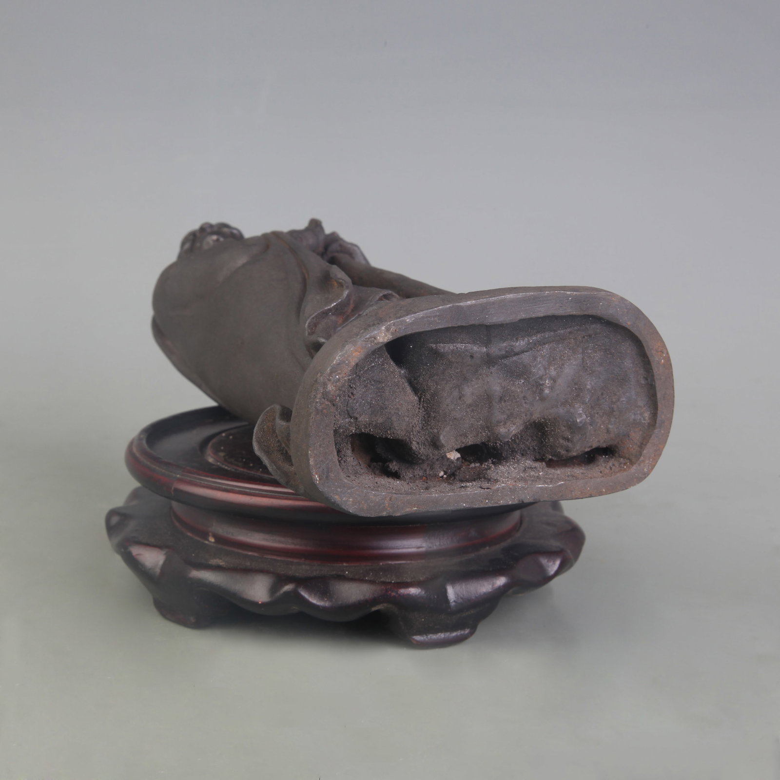A FINE CAST IRON ARHAT STATUE - 5