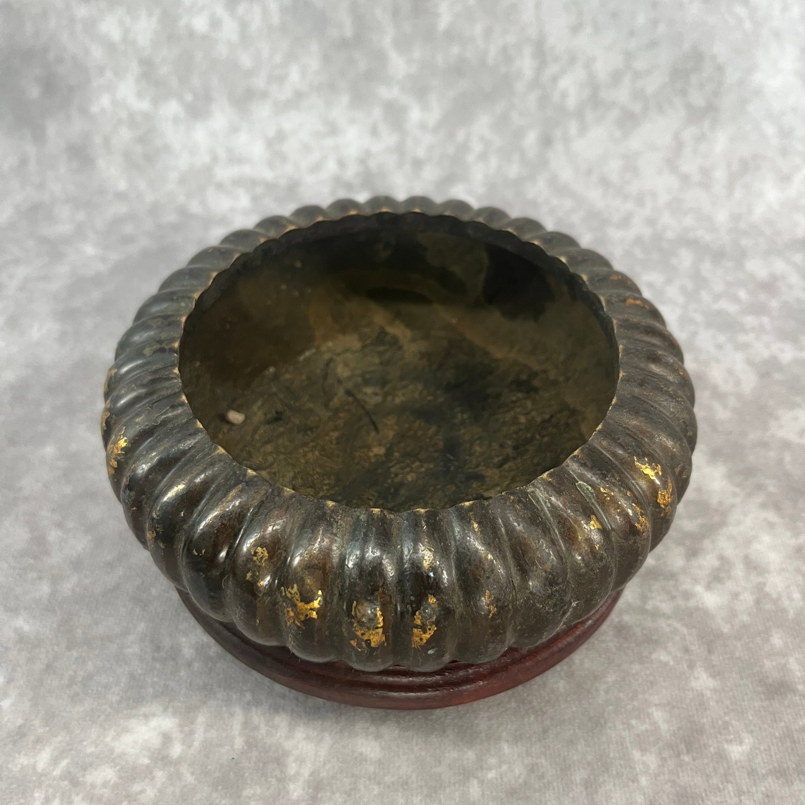 A FINE ROUND BRONZE CENSER - 4