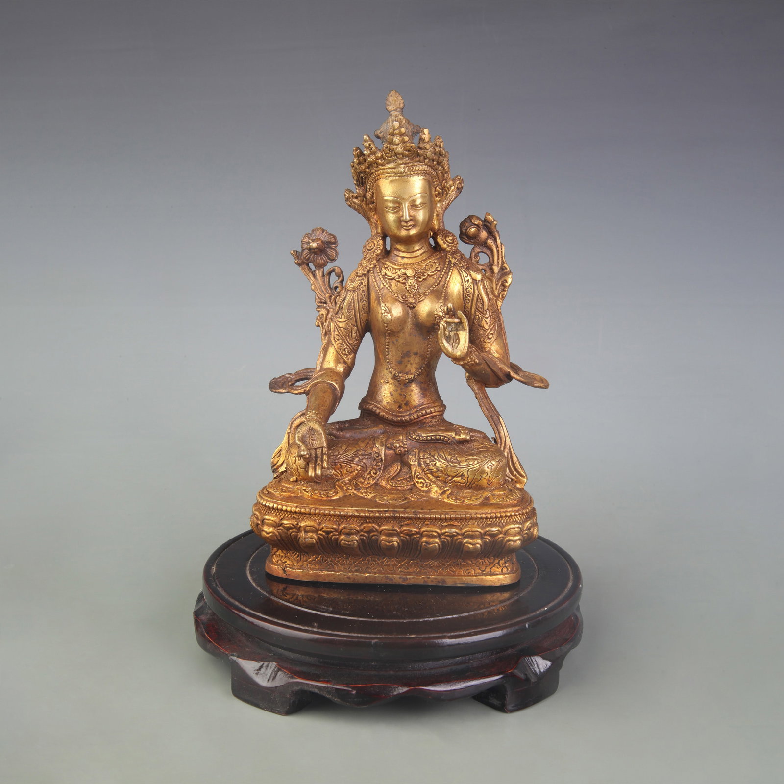 A FINE GILT BRONZE TIBETAN GREEN TARA STATUE: ; High: 8.2 inch; Wooden base for picture and display only.