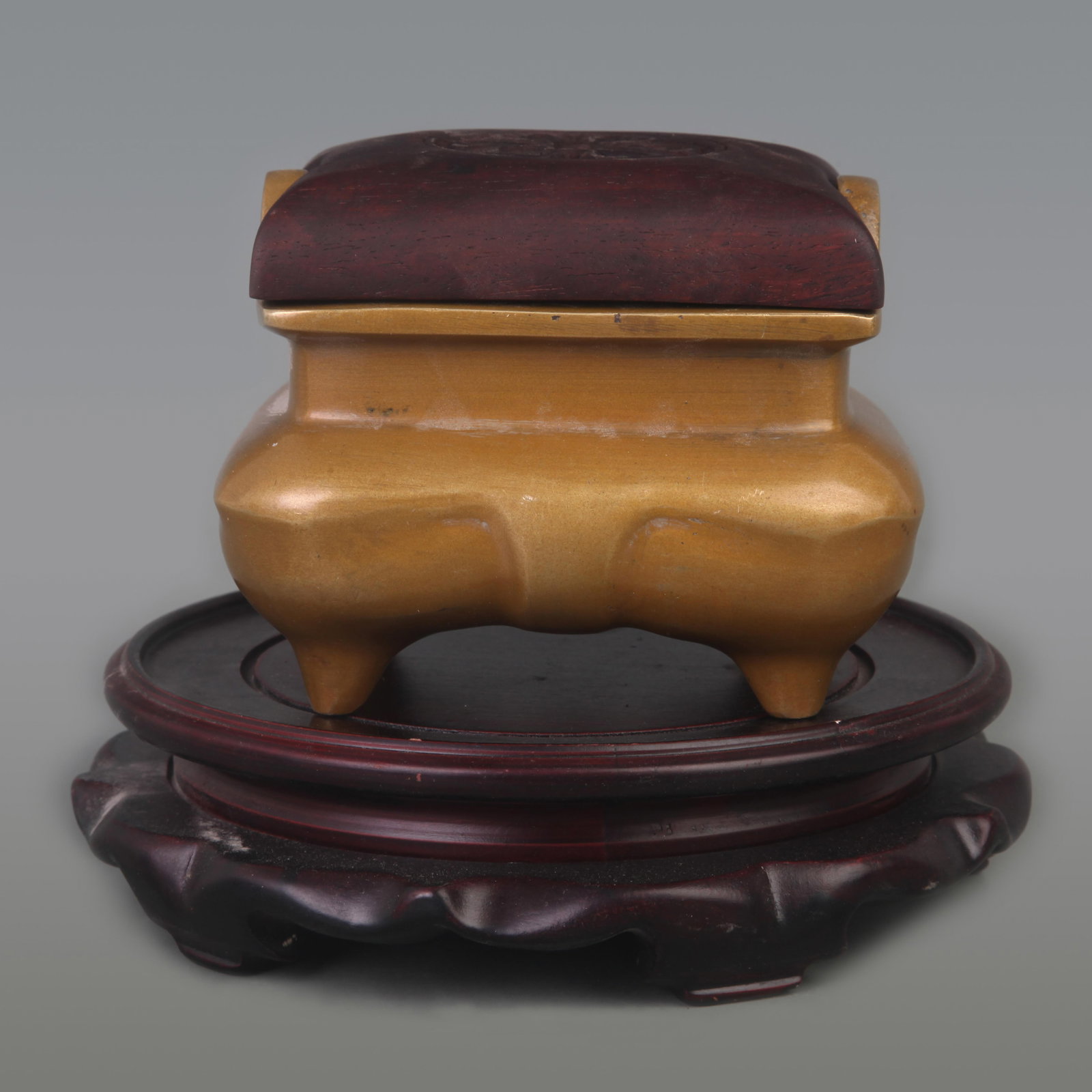 RARE BRONZE SQUARE SHAPED INCENSE BURNER WITH REDWOOD LID (1 of 6)