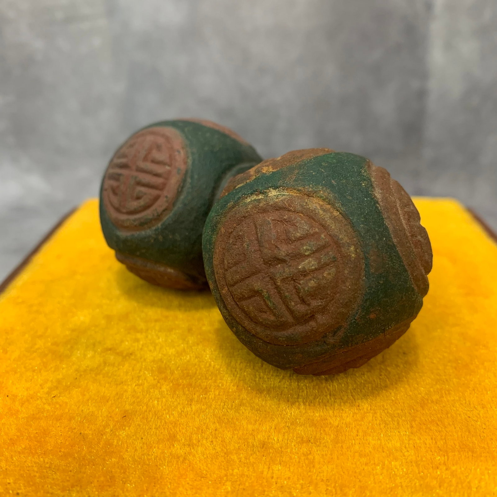 PAIR OF CARVED WOODEN PLAYING HAND BALL: Modern; Diameter: 1.8 inch; Wooden base for picture and display only.