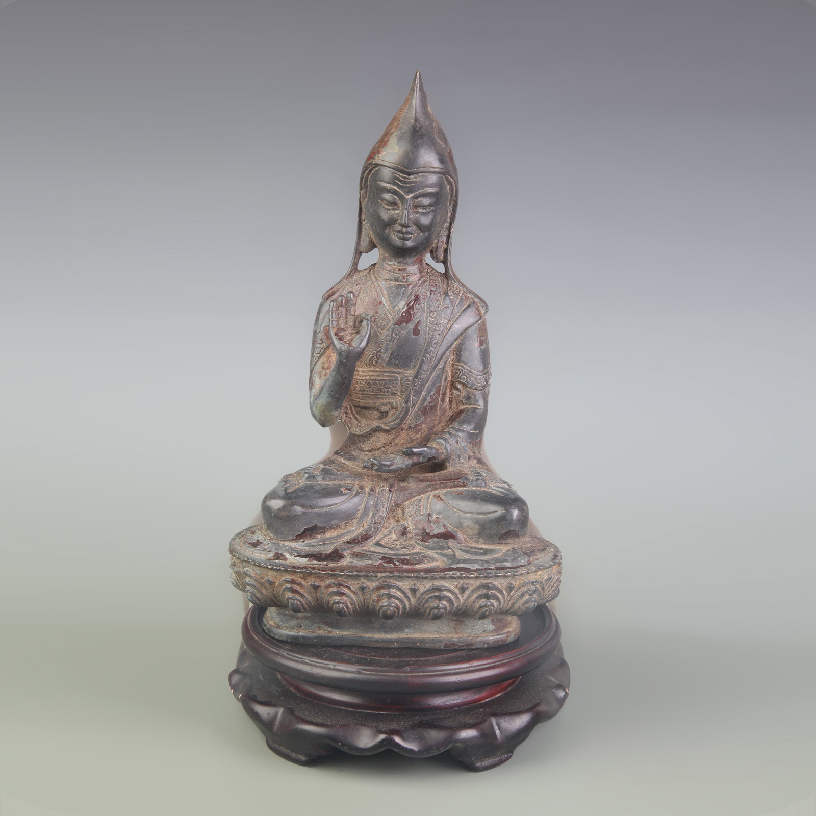 GILT BRONZE TSONGKHAPA BUDDHA STATUE: Qing Dynasty; Width: 4.9 inch; High: 8.1 inch; Wooden base for picture and display only.