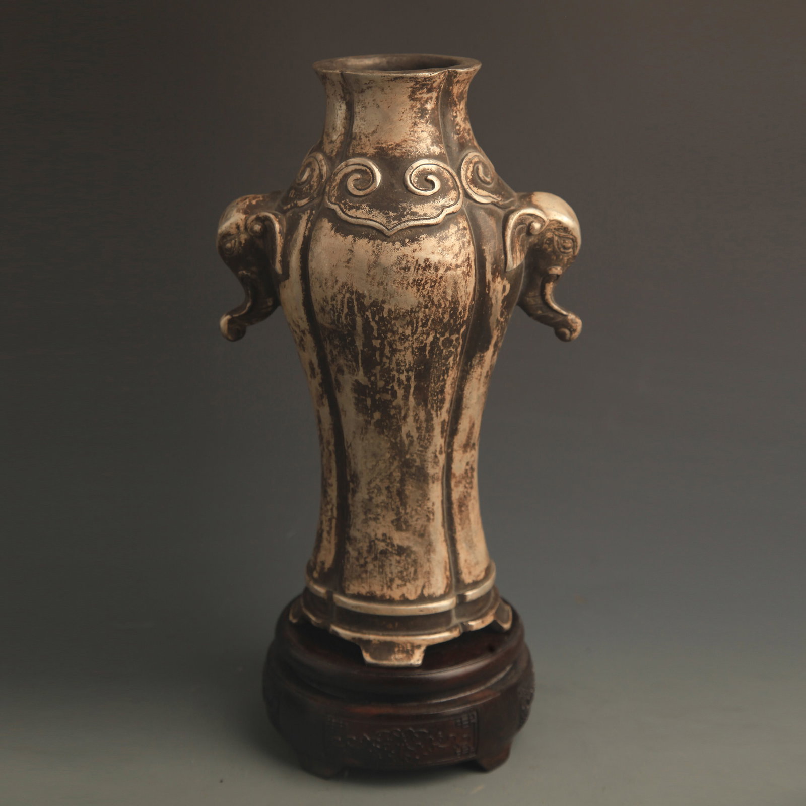 RARE SILVER PLATED ELEPHANT EAR TALL VASE: 18th Century, High: 9.75 inch; Width: 6.5 inch; Diameter:2.75 inch. Wooden base for picture and display only.