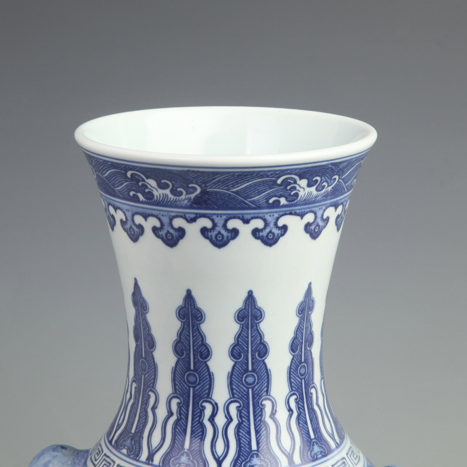 BLUE AND WHITE FLOWER PATTERN PORCELAIN VASE - 2