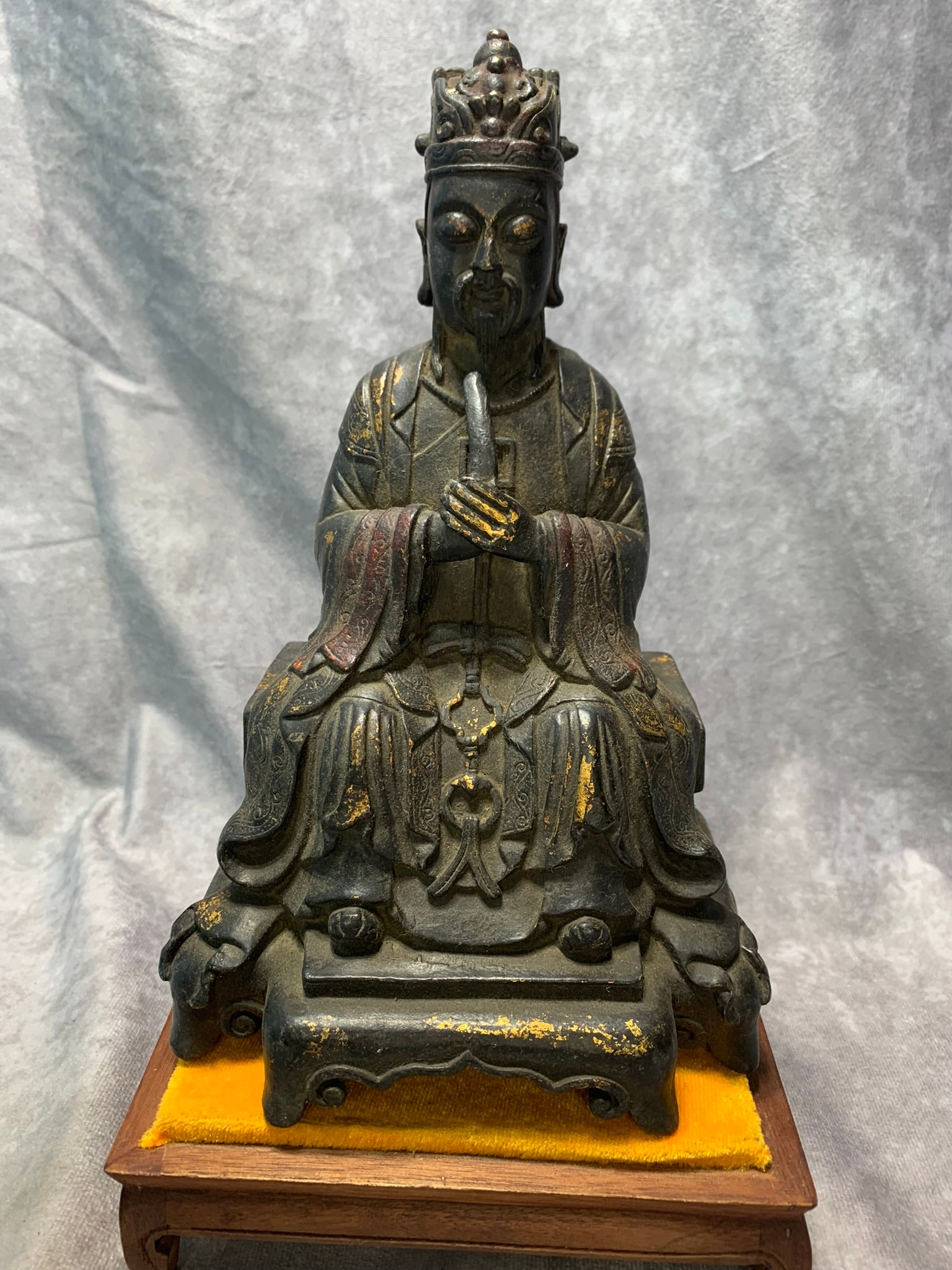 A GILT BRONZE SAINT GUANYIN BODHISATTVA FIGURE: Ming Dynasty Style; Long: 5.9 inch; H; 9.5 inch. Wooden base for picture and display only.