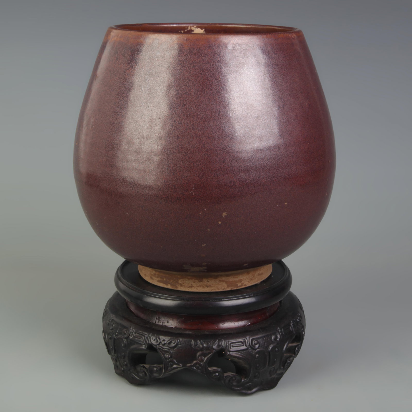 A FINE DARK RED COLOR GLAZED PORCELAIN JAR (1 of 5)