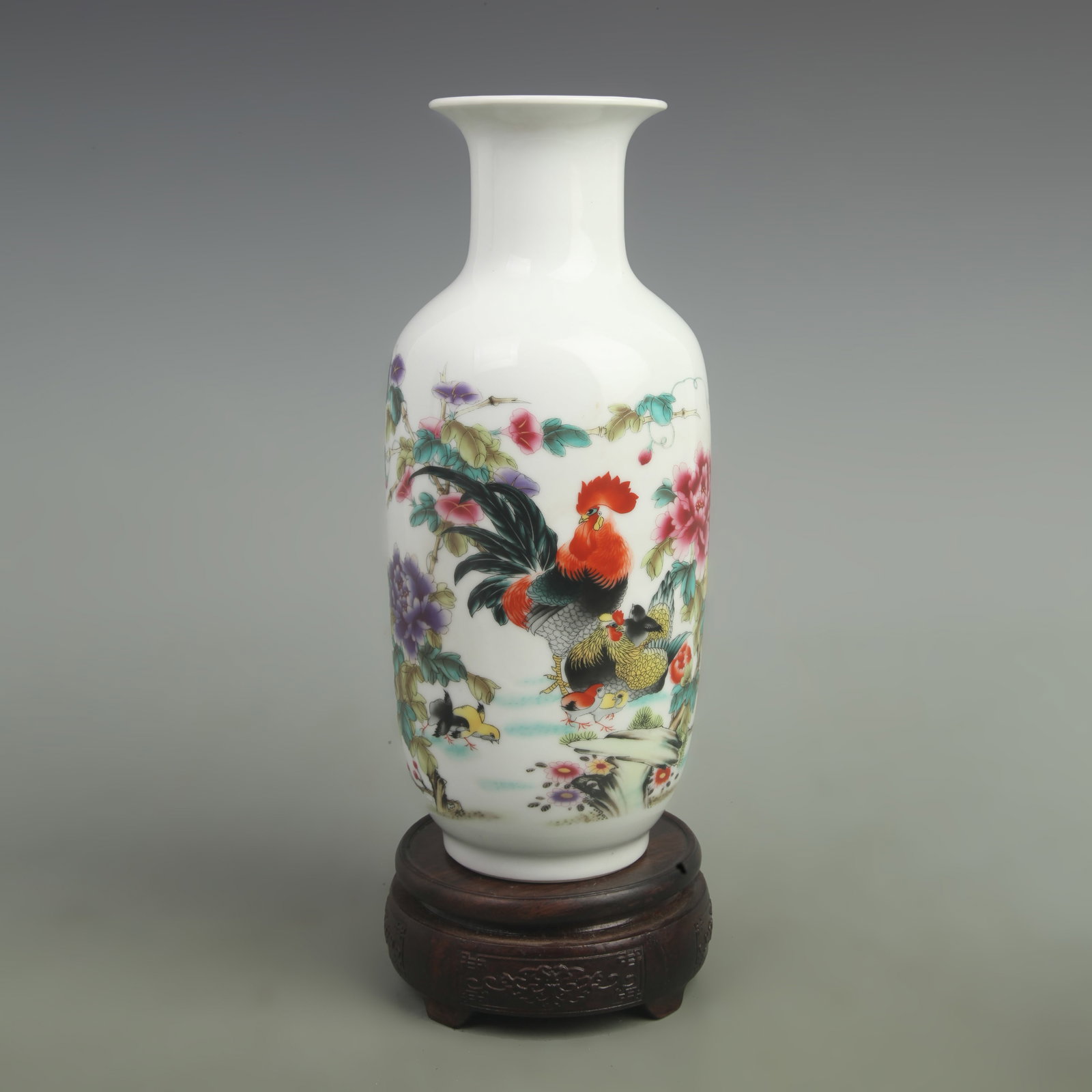 FAMILLE ROSE CHICKEN PATTERN GOURD STYLE PORCELAIN VASE: Qing Dynasty Qian Long Period: High: 10.5 inch; Width: 5 inch; Wooden base for picture and display only.