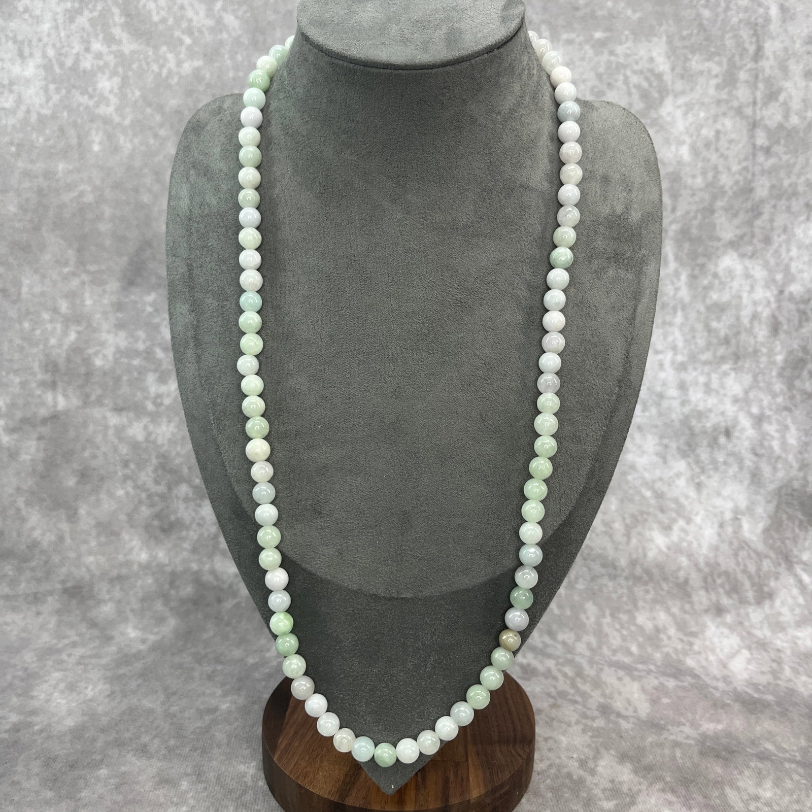 A FINE JADEITE MADE NECKLACE - 4