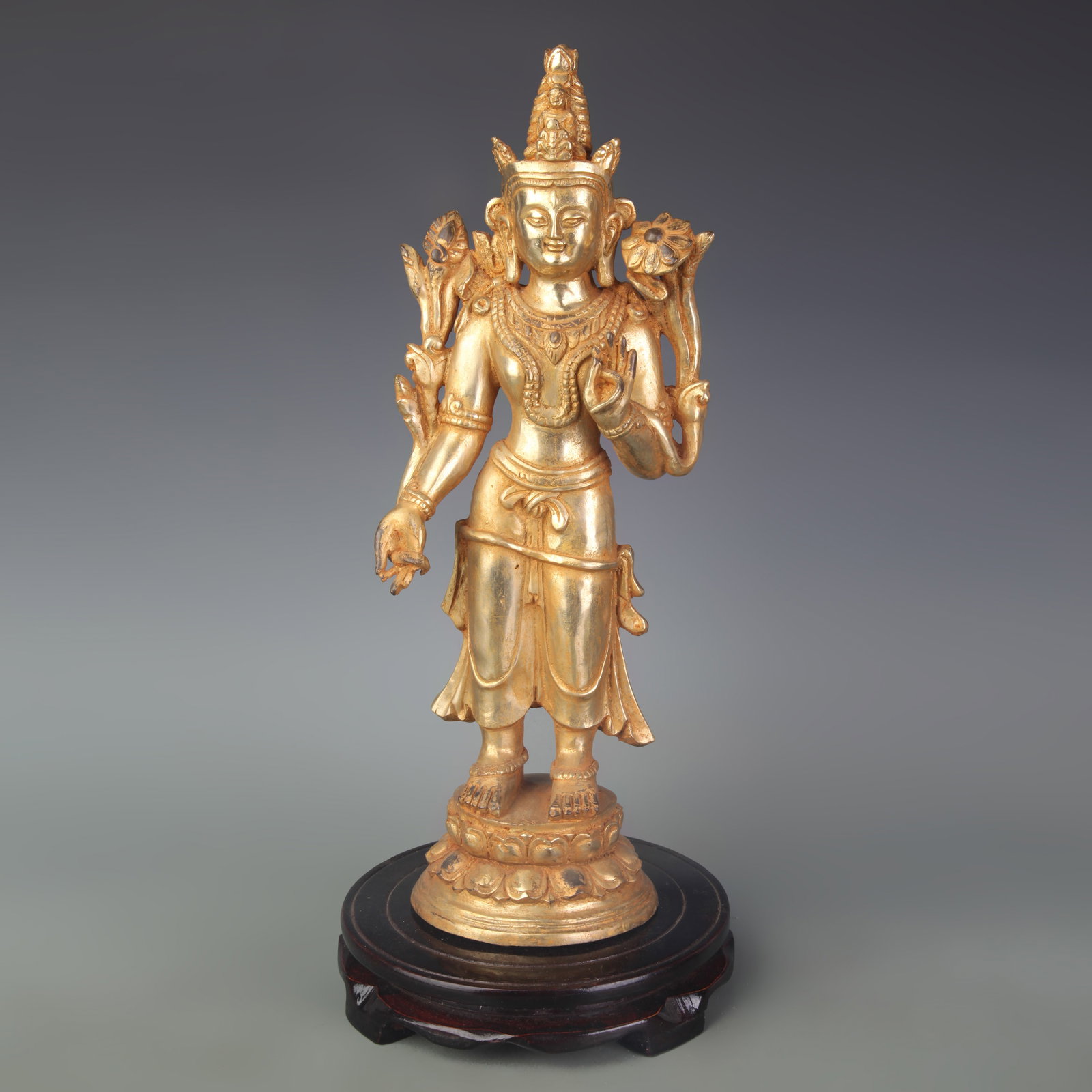 A RARE GILDED BRONZE BUDDHA STATUE: Qing Dynasty, Width: 5.1 inch; High: 14.3 inch; Wooden base for picture and display only.