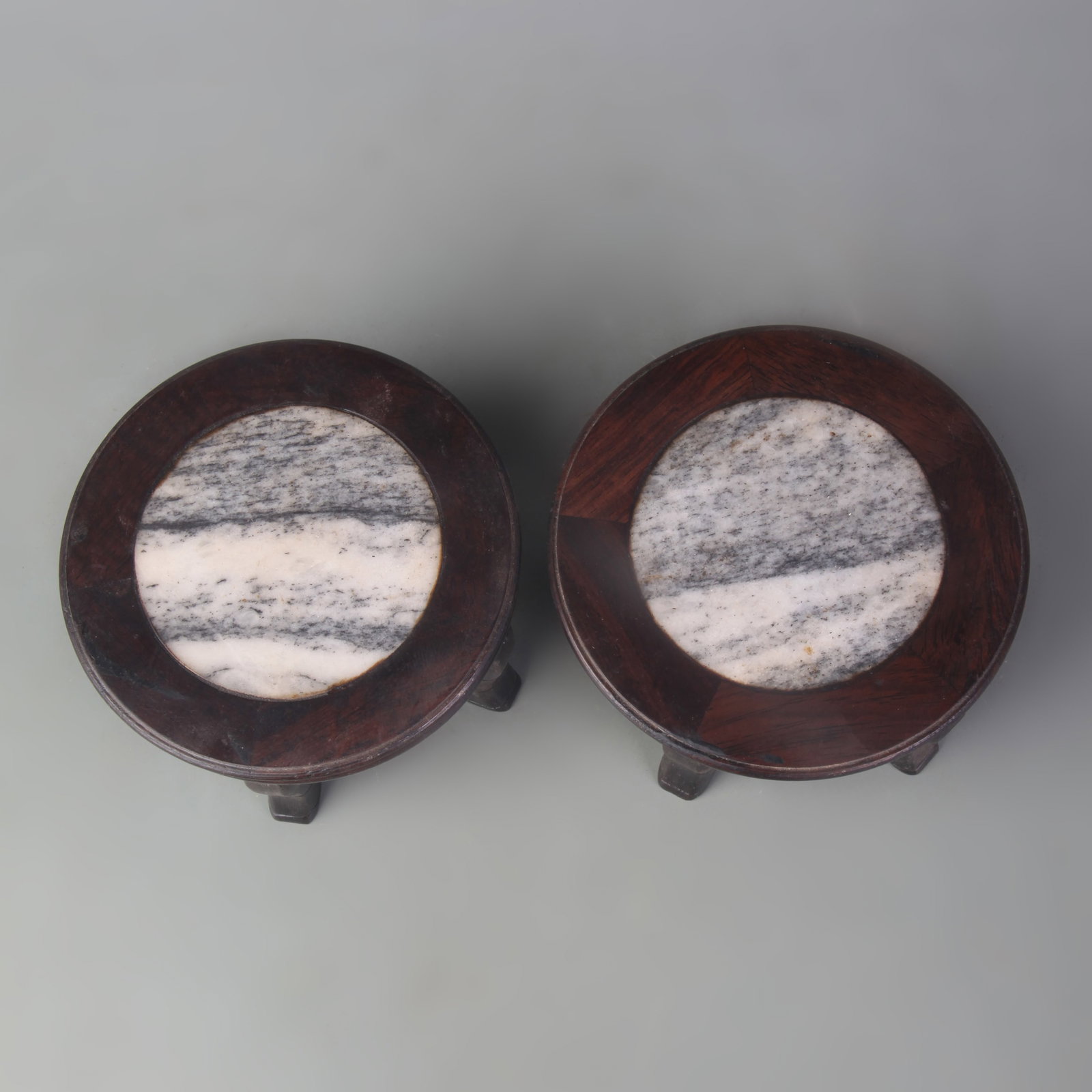 A PAIR OF HARDWOOD BASES WITH MARBLE INLAY: Modern; Diameter: 5.0 inch; High: 2.7 inch